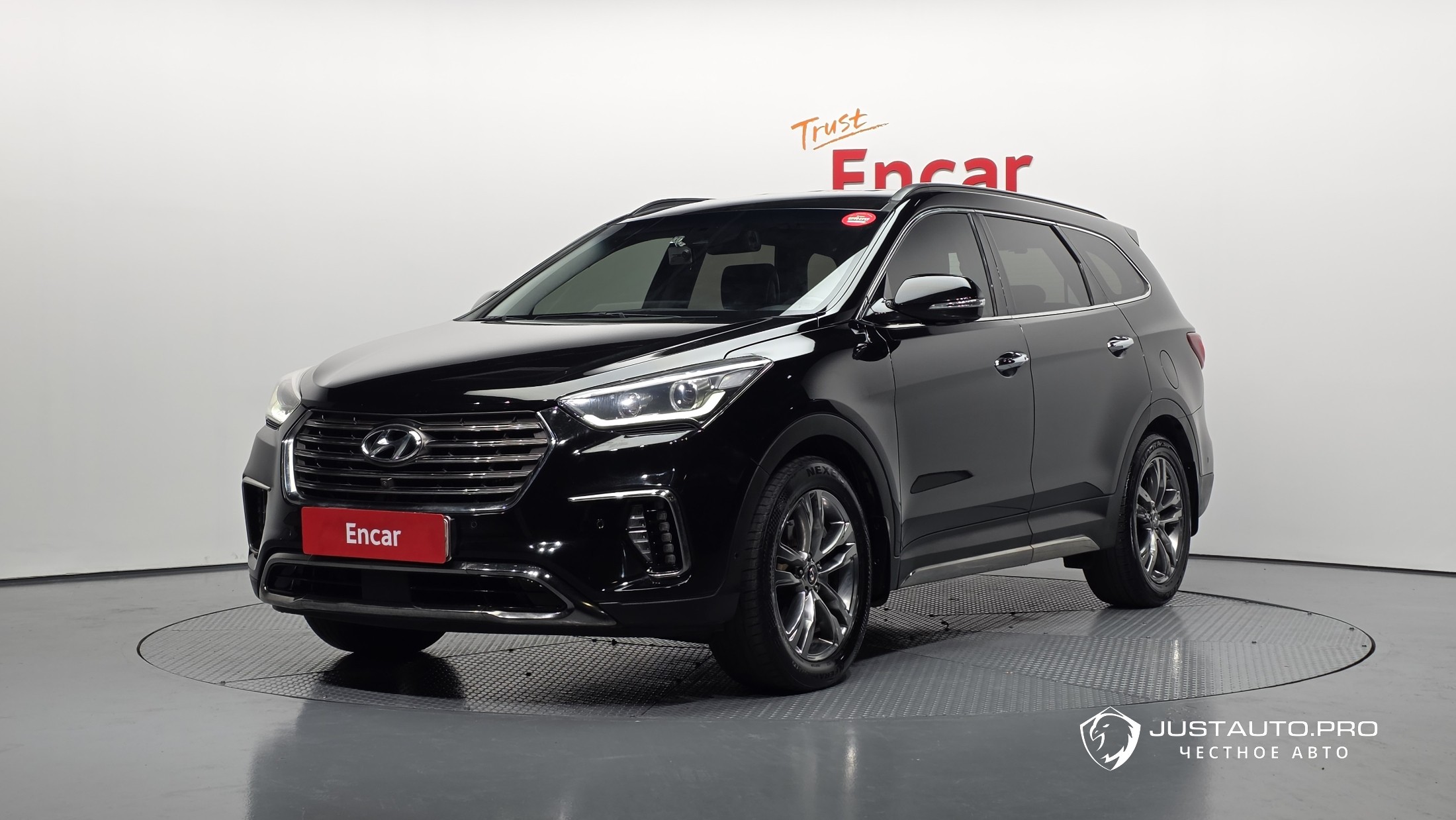 Автомобиль Hyundai Maxcruz