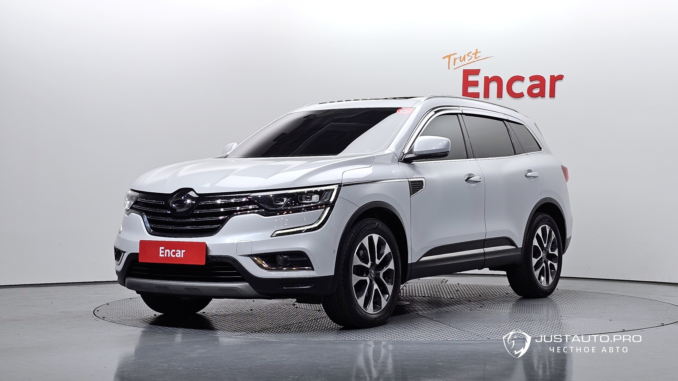 Автомобиль Renault-KoreaSamsung QM6