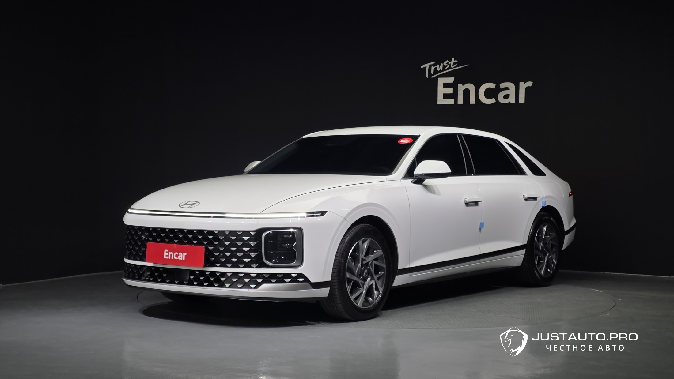 Автомобиль Hyundai Grandeur