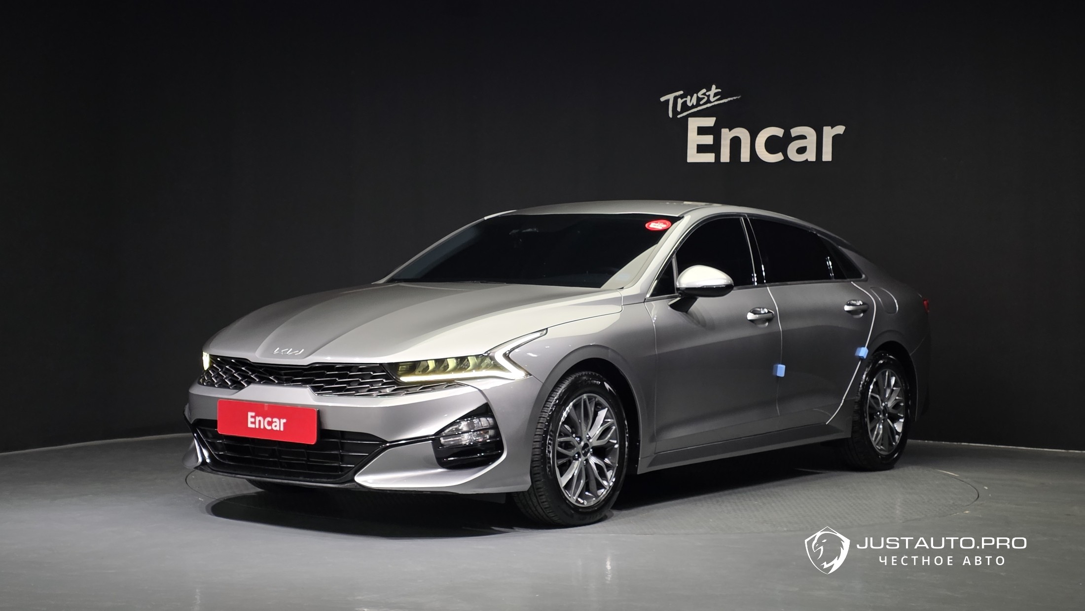 Автомобиль Kia K5
