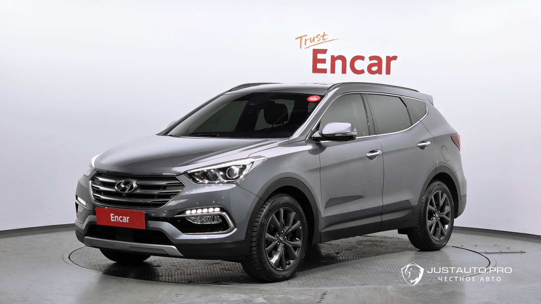 Автомобиль Hyundai Santafe