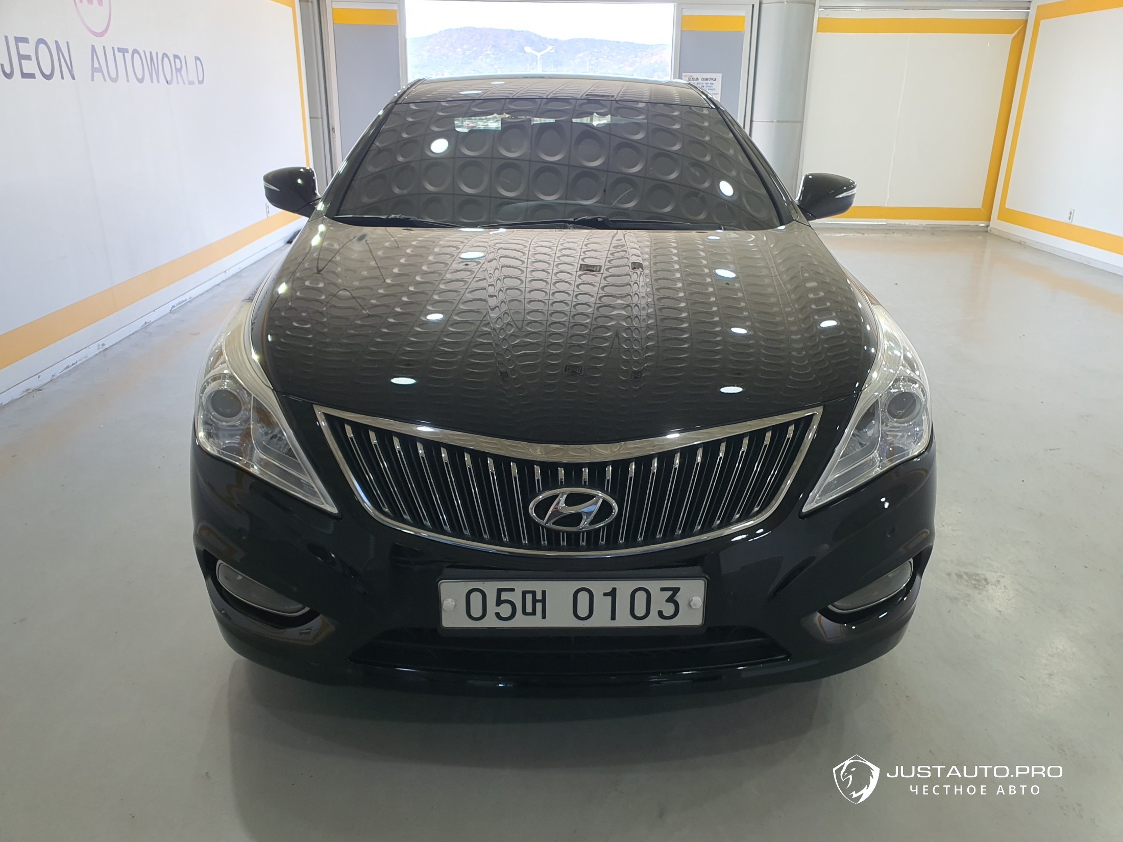 Автомобиль Hyundai Grandeur
