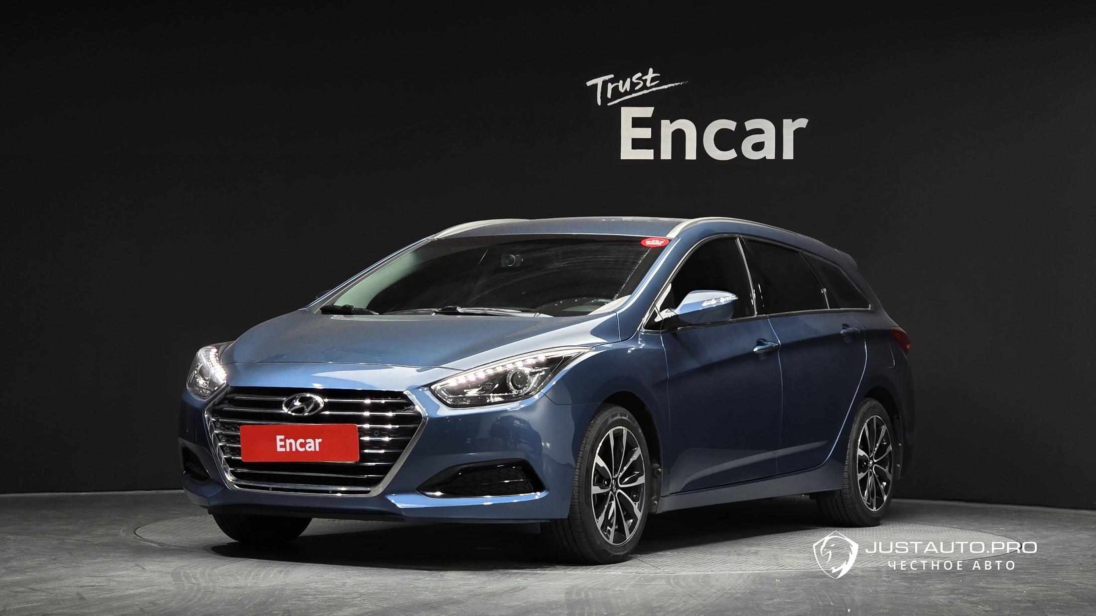 Автомобиль Hyundai i40