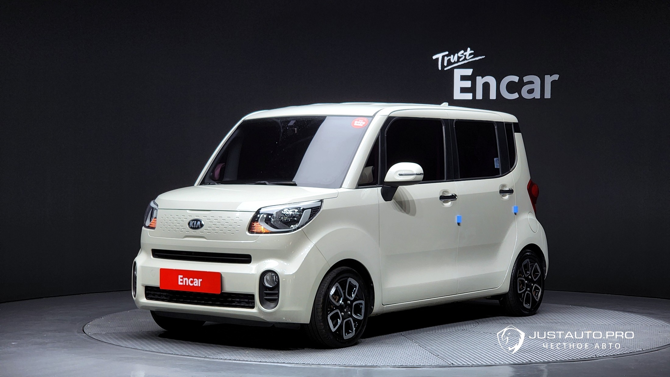 Автомобиль Kia RAY