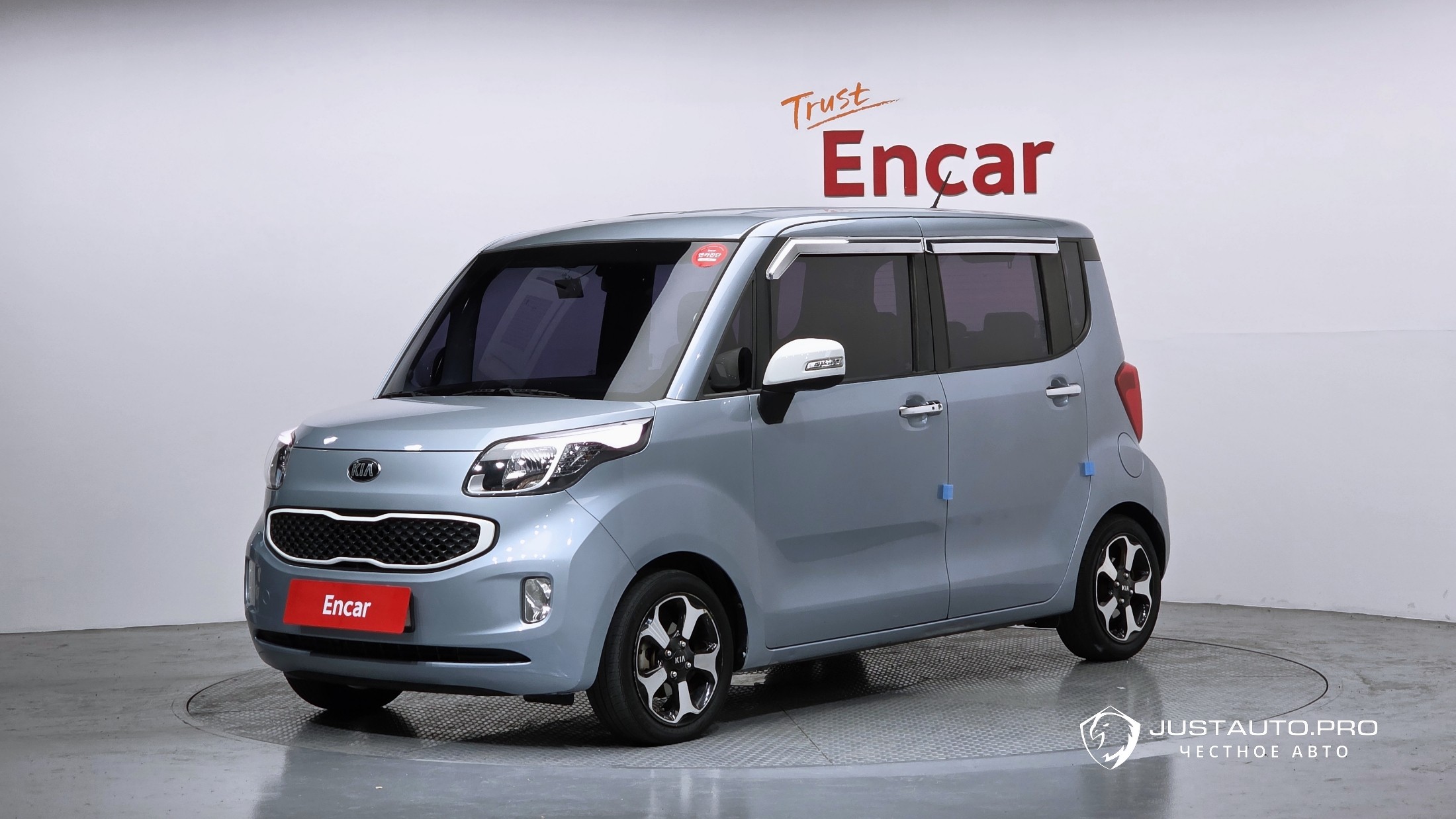Автомобиль Kia RAY