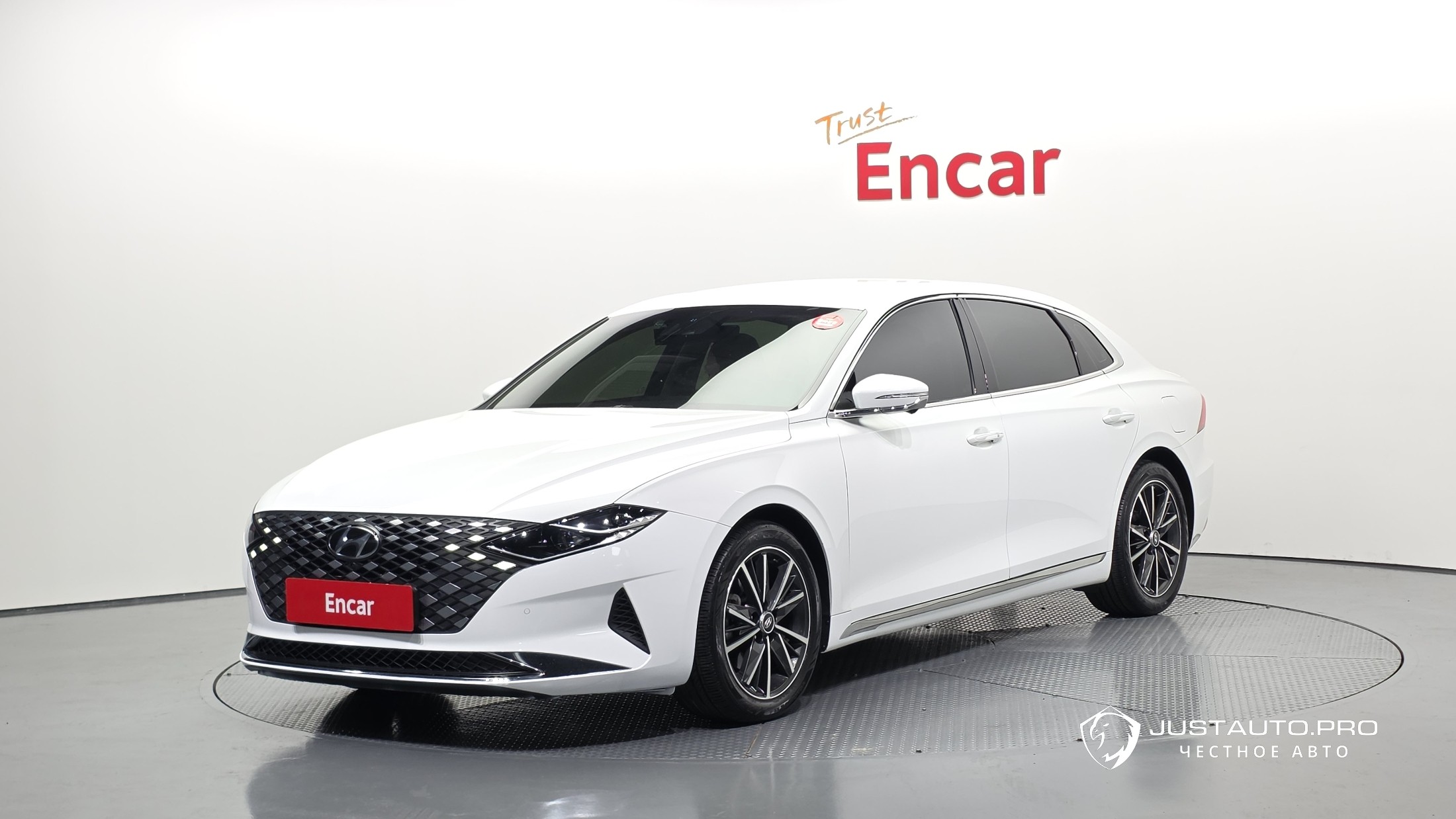 Автомобиль Hyundai Grandeur