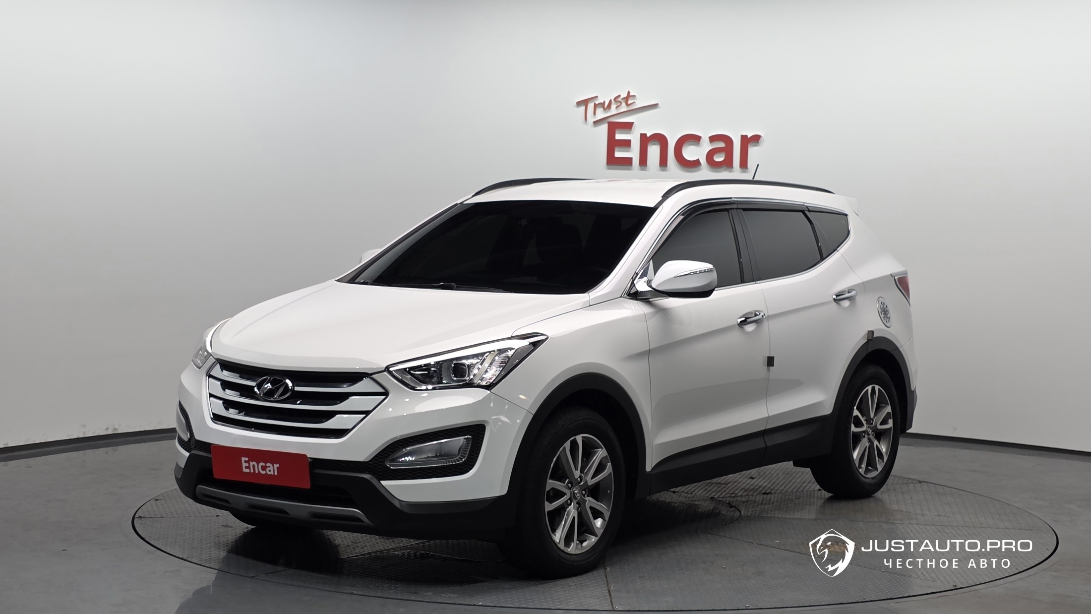 Автомобиль Hyundai Santafe