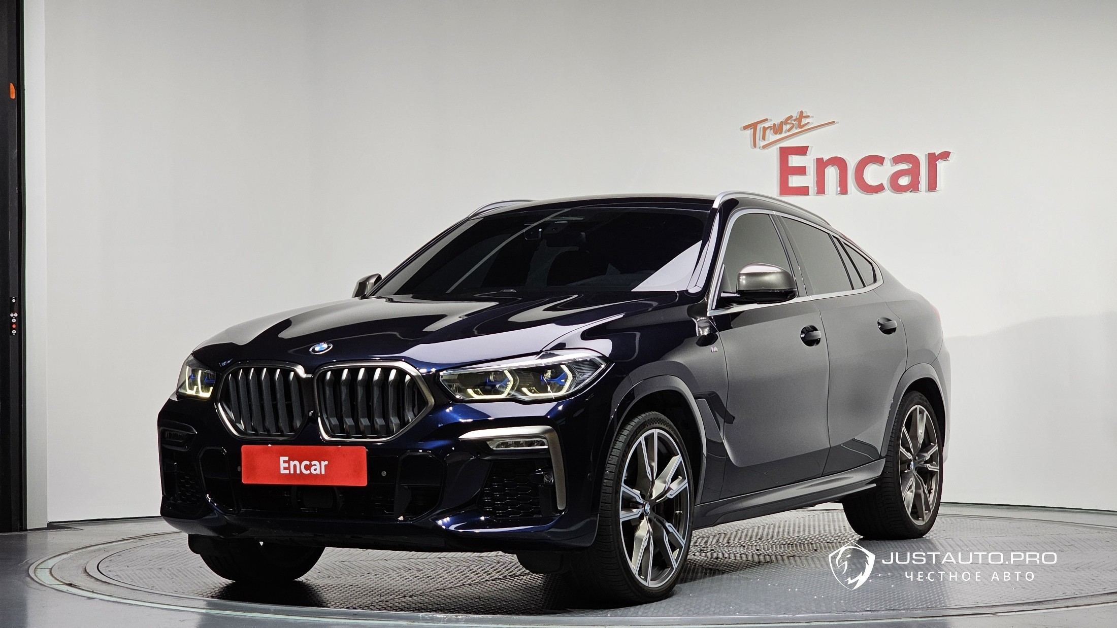 Автомобиль BMW X6