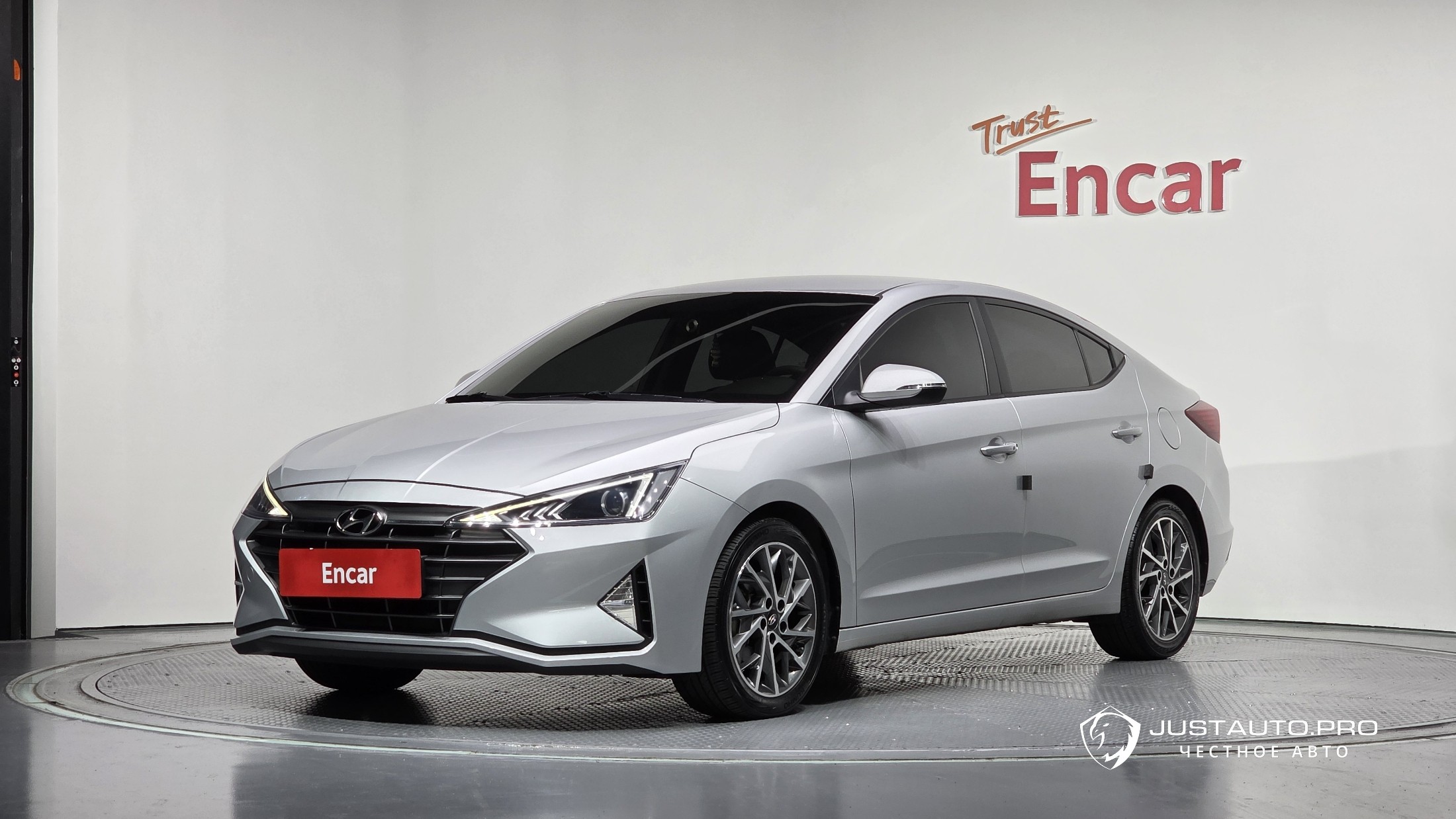 Автомобиль Hyundai AVANTE