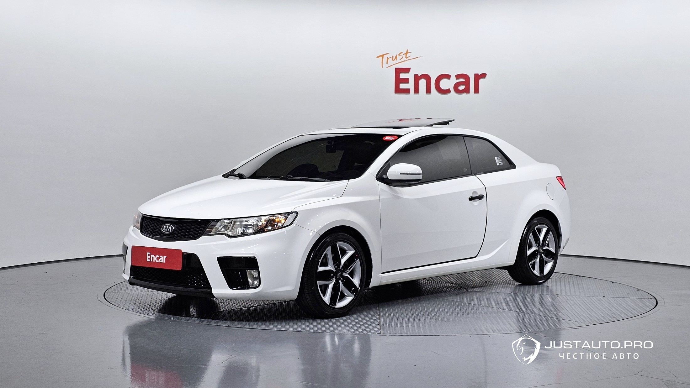 Автомобиль Kia Porte