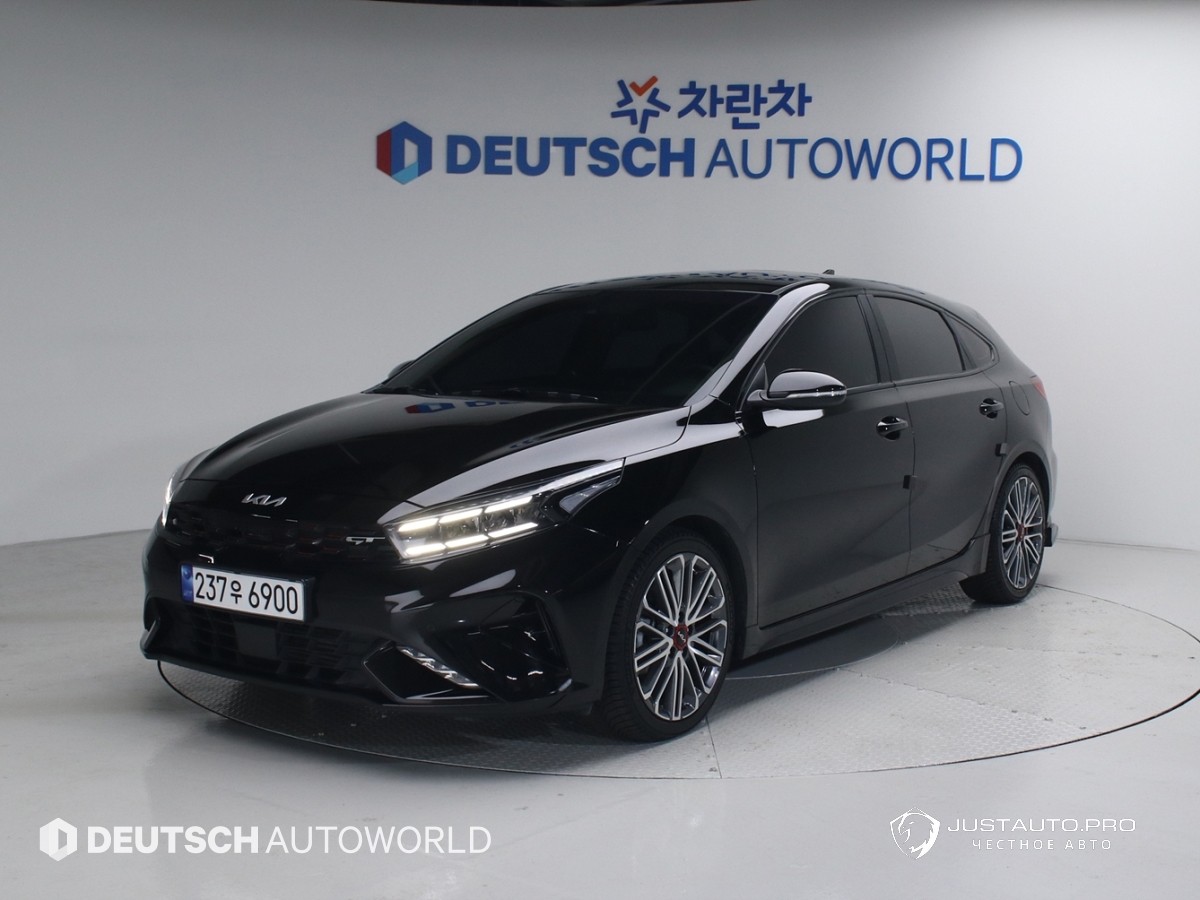 Автомобиль Kia K3