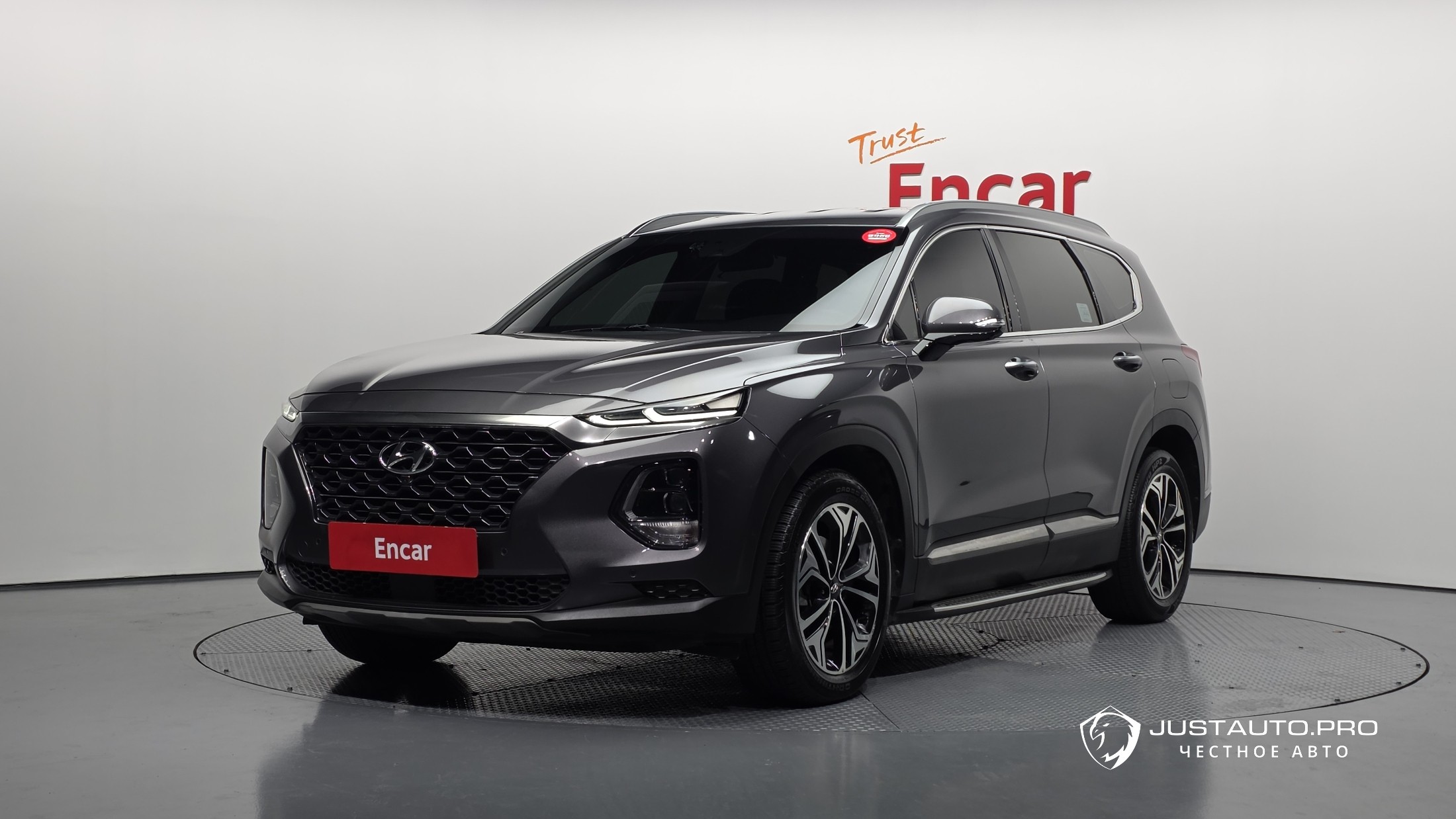 Автомобиль Hyundai Santafe