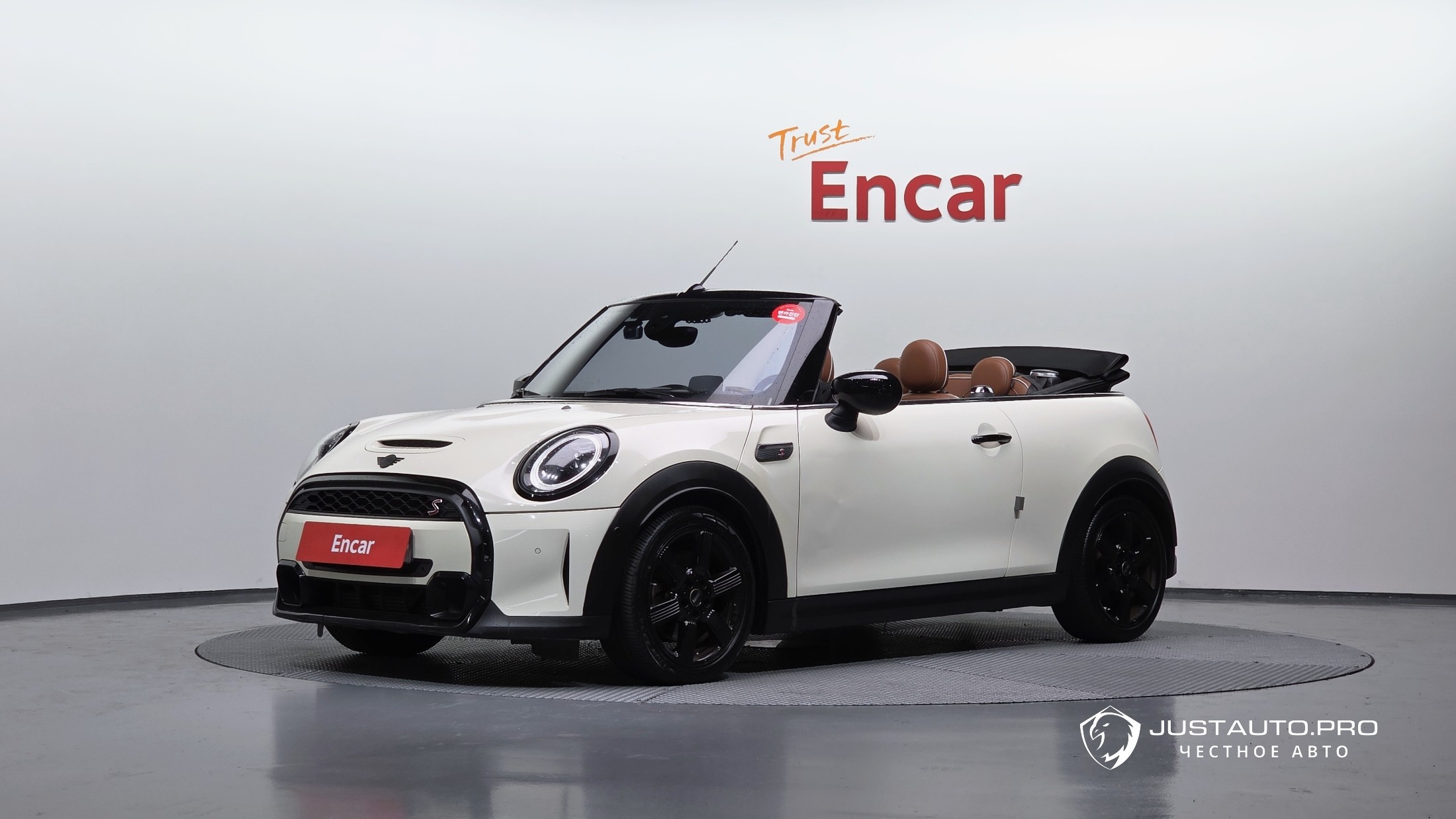 Автомобиль Mini Cooper Convertible