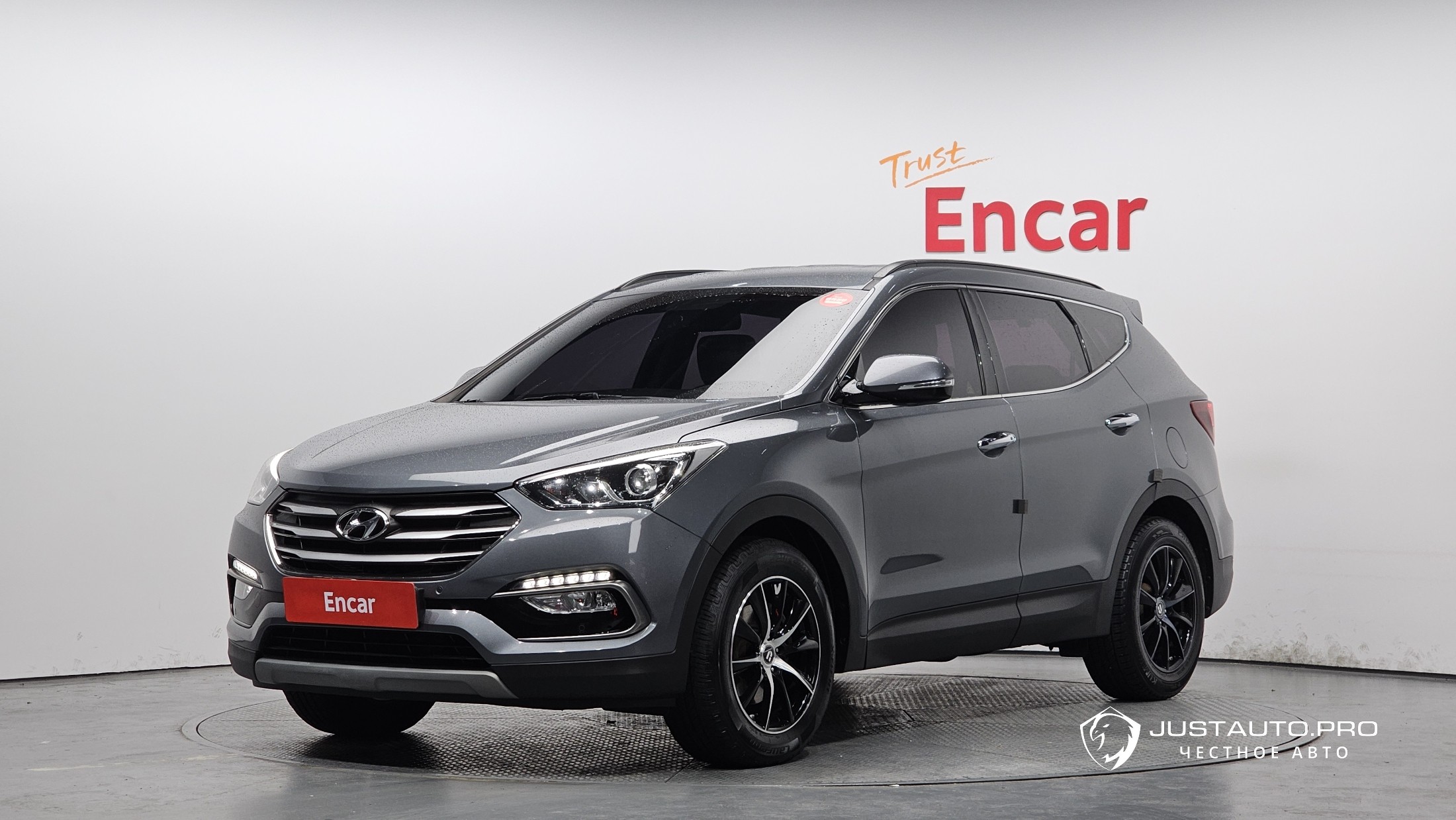 Автомобиль Hyundai Santafe