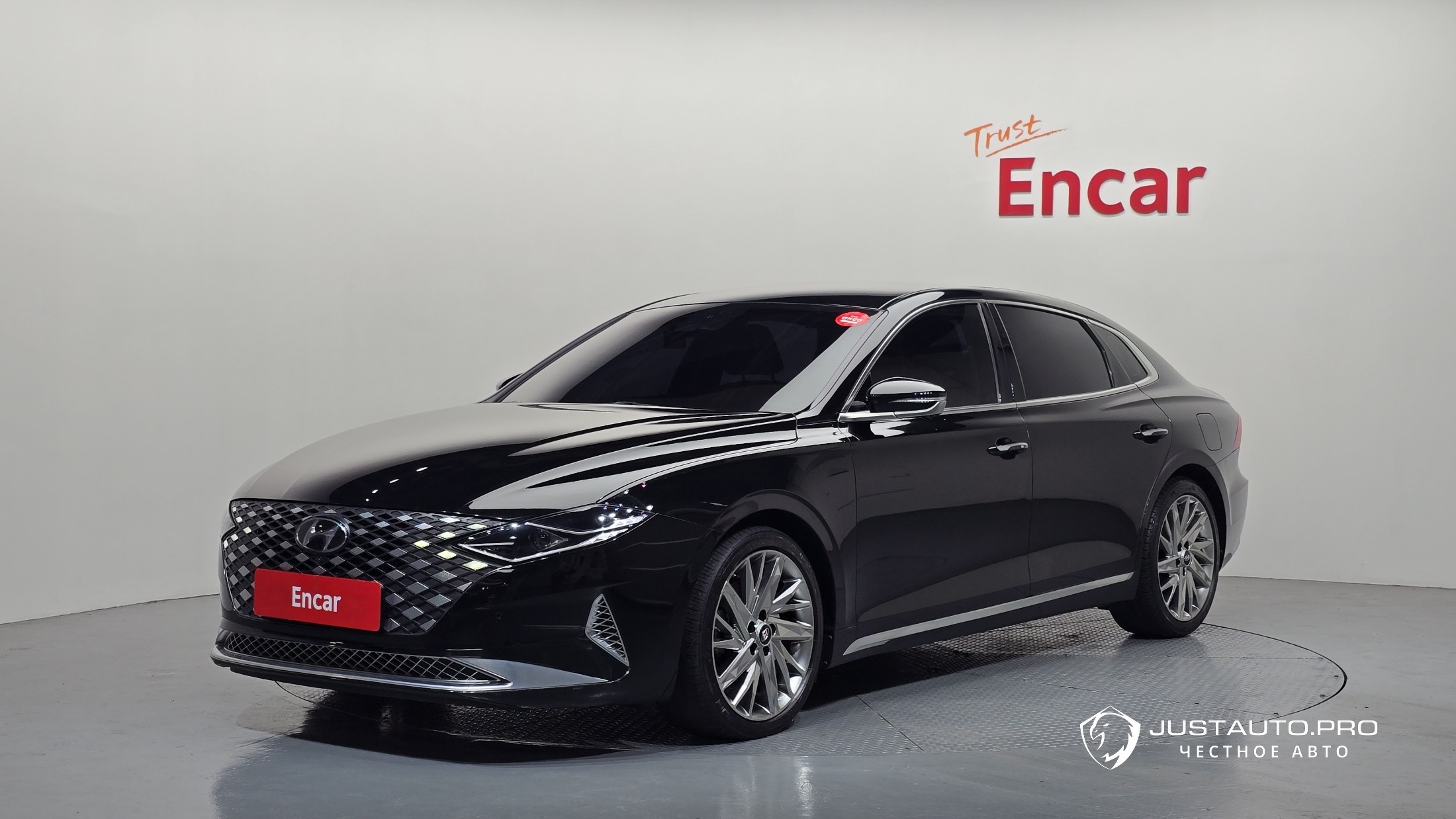 Автомобиль Hyundai Grandeur