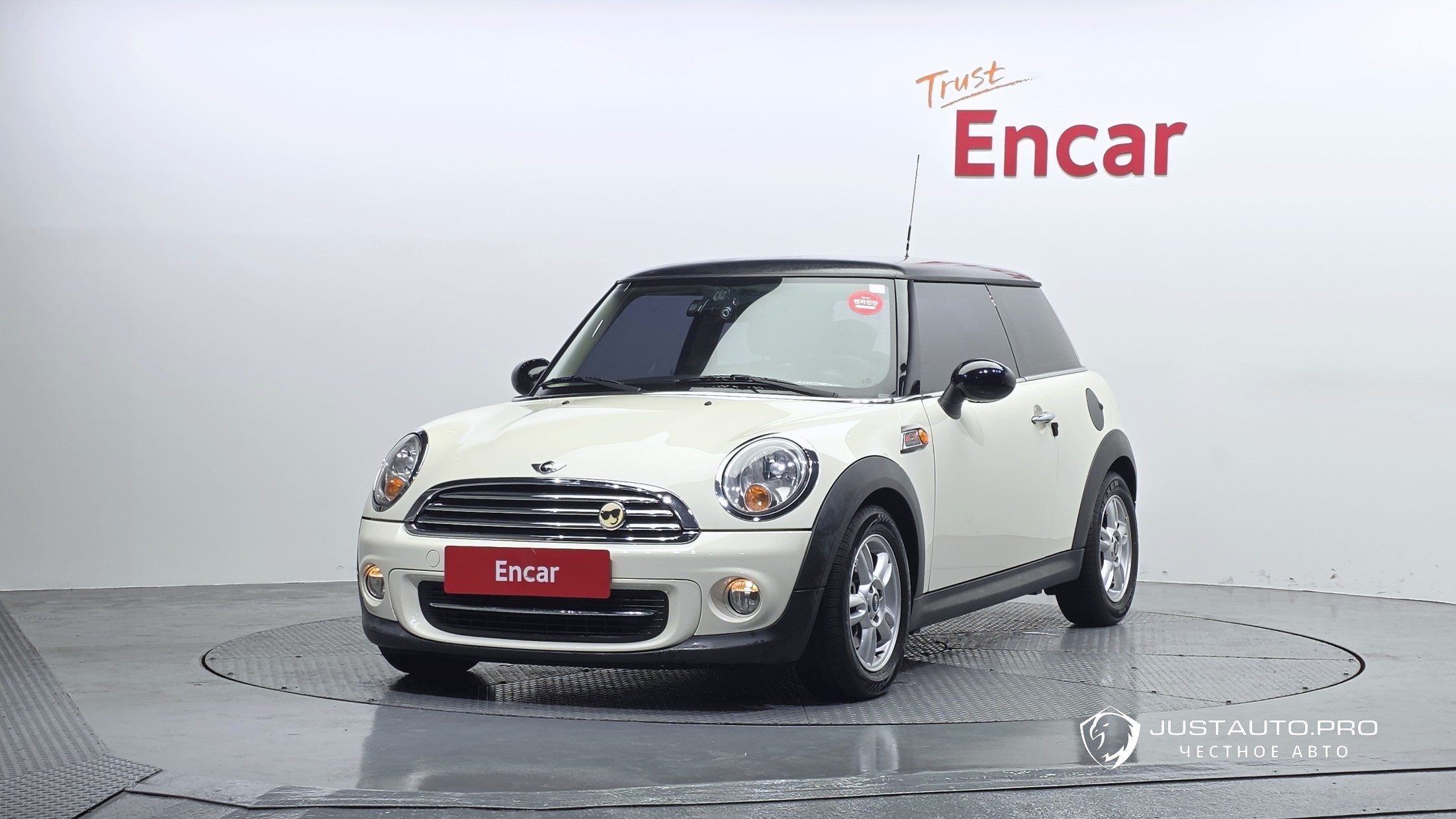 Автомобиль Mini Cooper