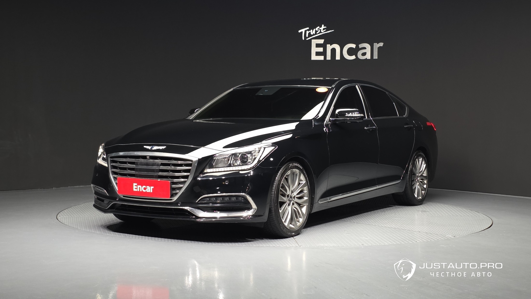 Автомобиль Genesis G80