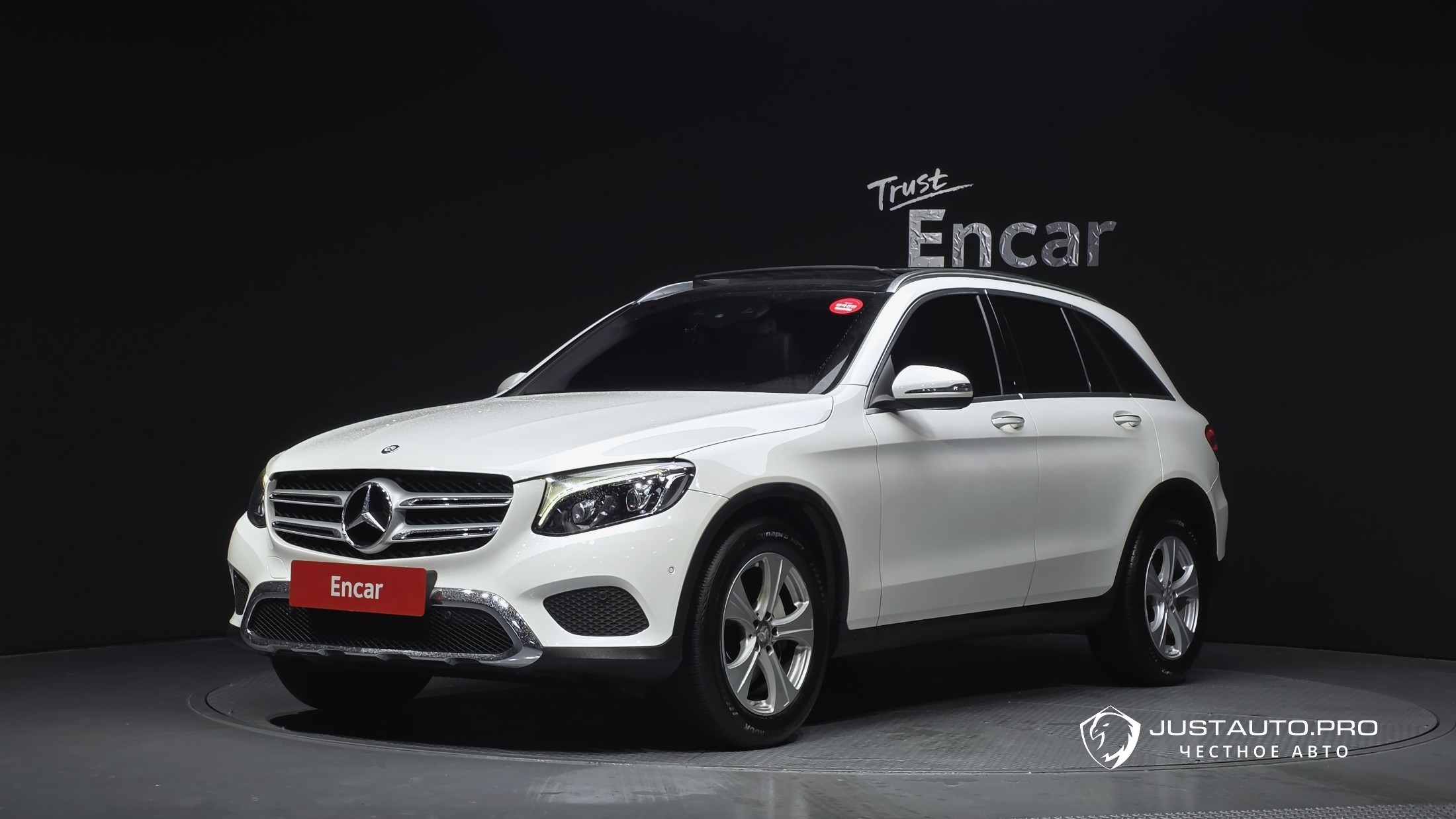 Автомобиль Mercedes-Benz GLC-Class