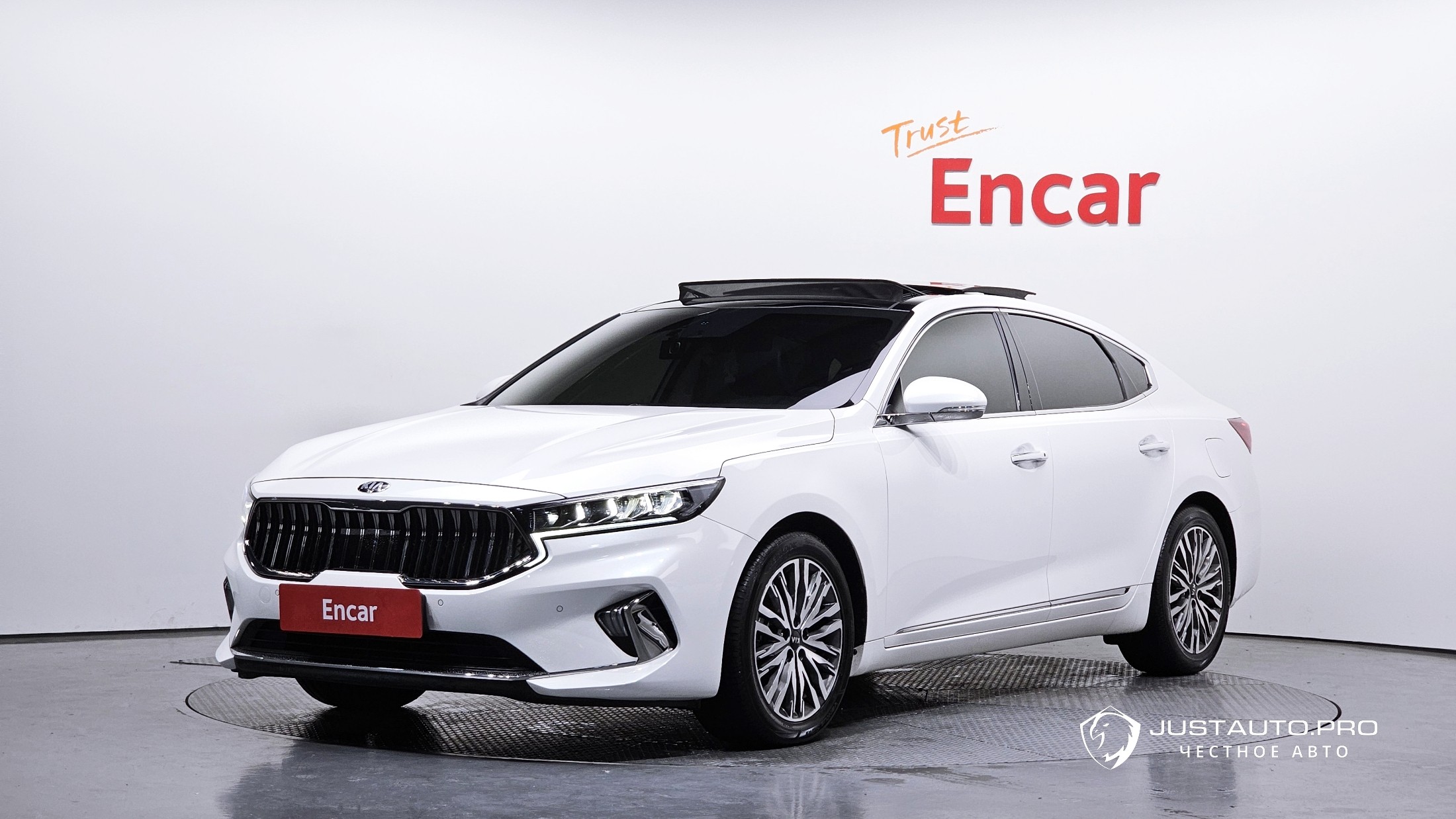 Автомобиль Kia K7