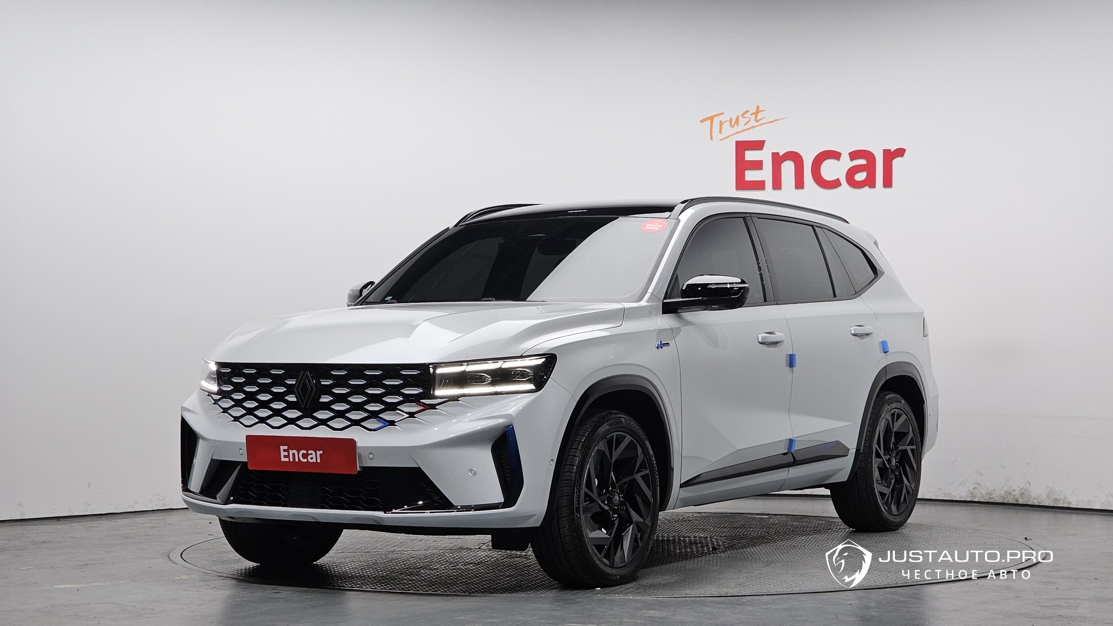 Автомобиль Renault-KoreaSamsung Grand Koleos