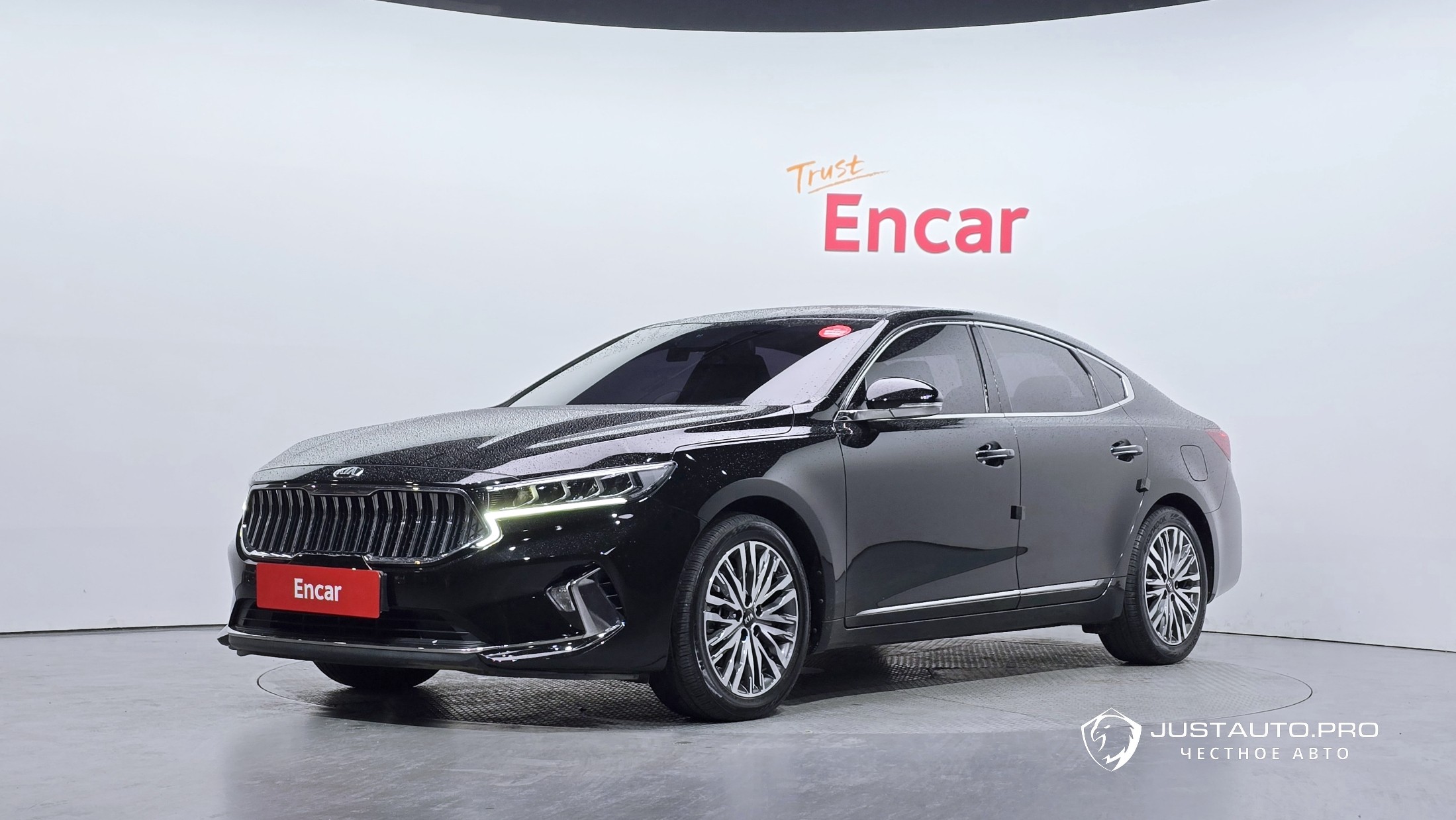 Автомобиль Kia K7