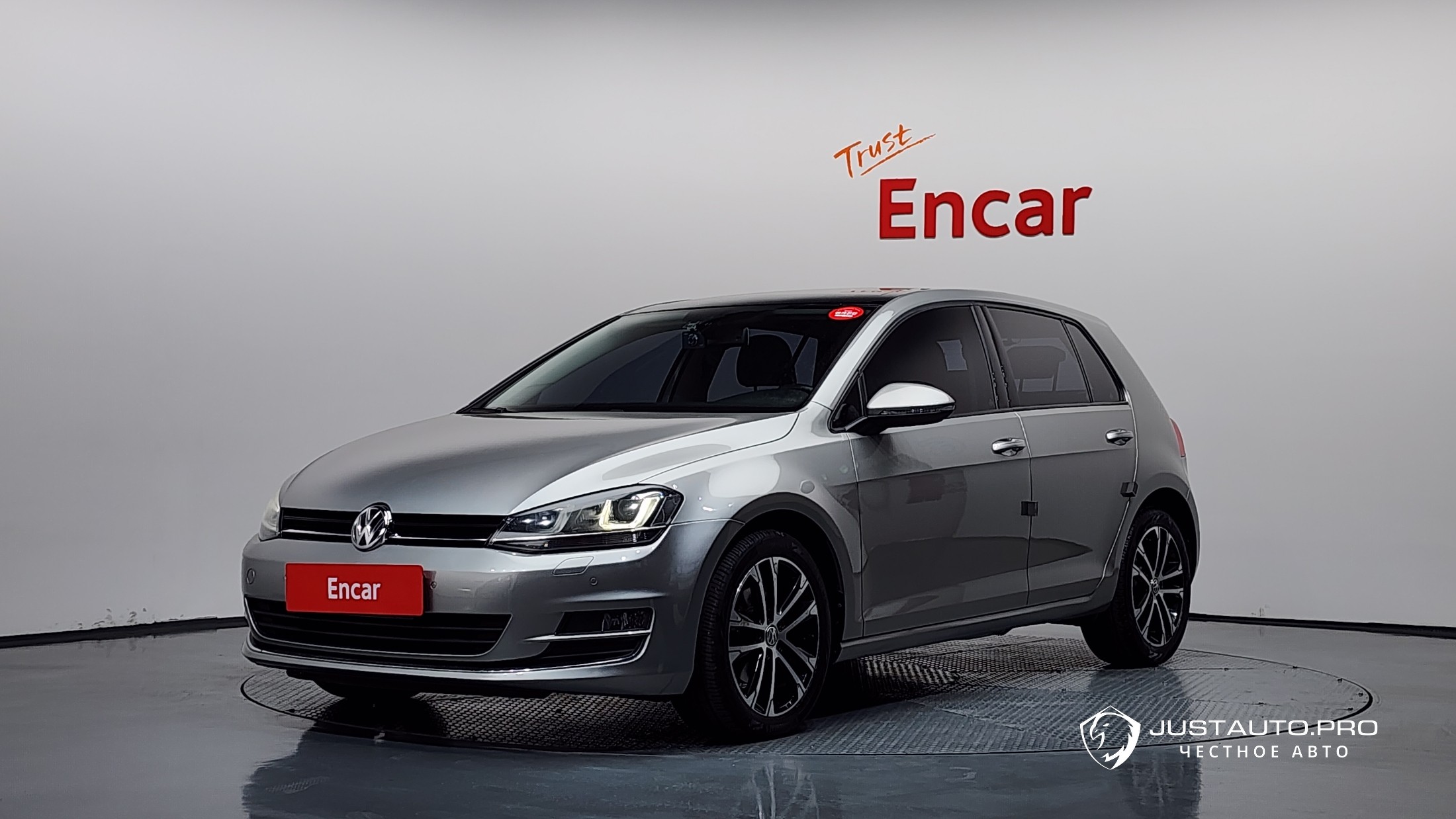 Автомобиль Volkswagen Golf