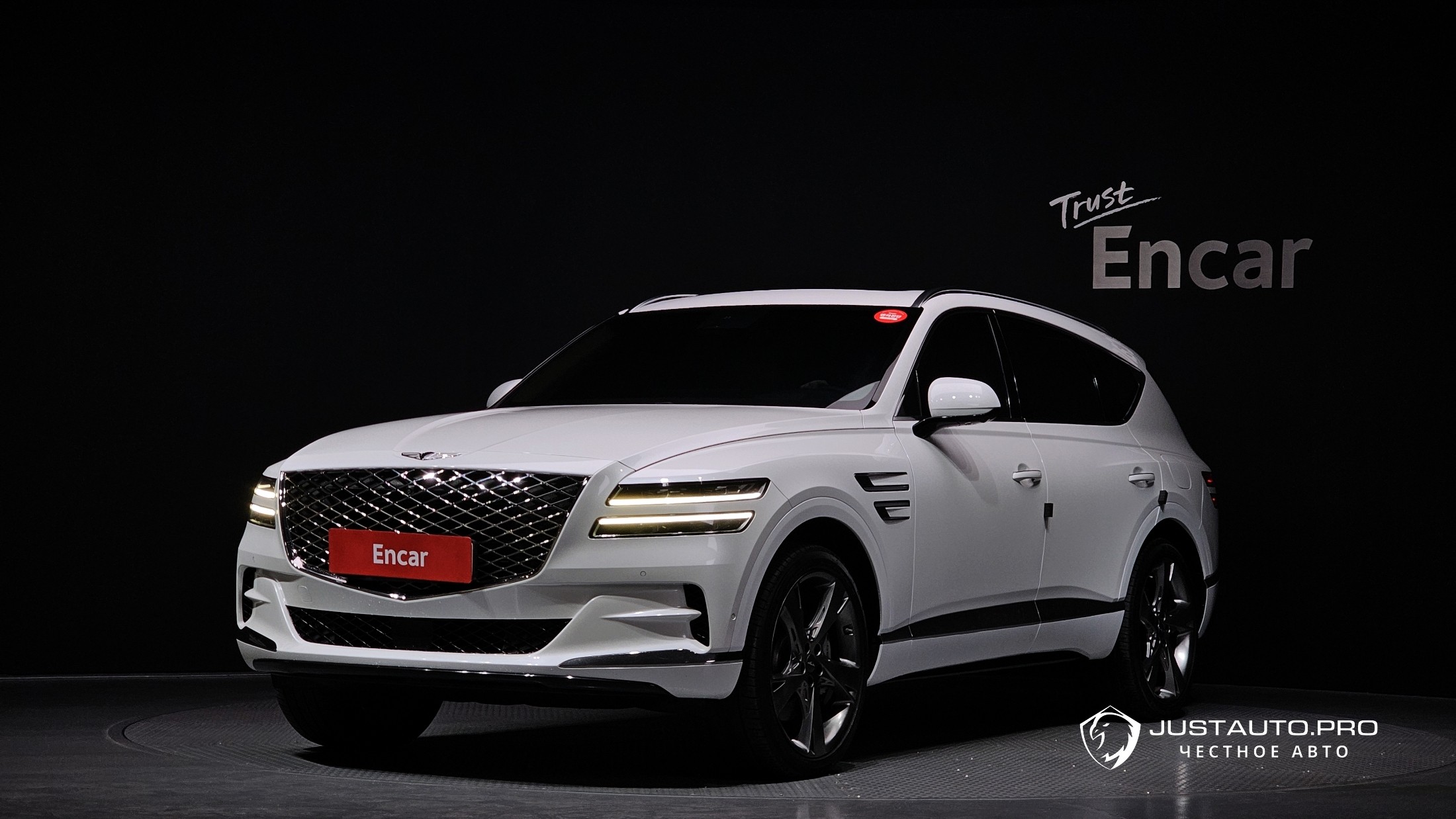 Автомобиль Genesis GV80