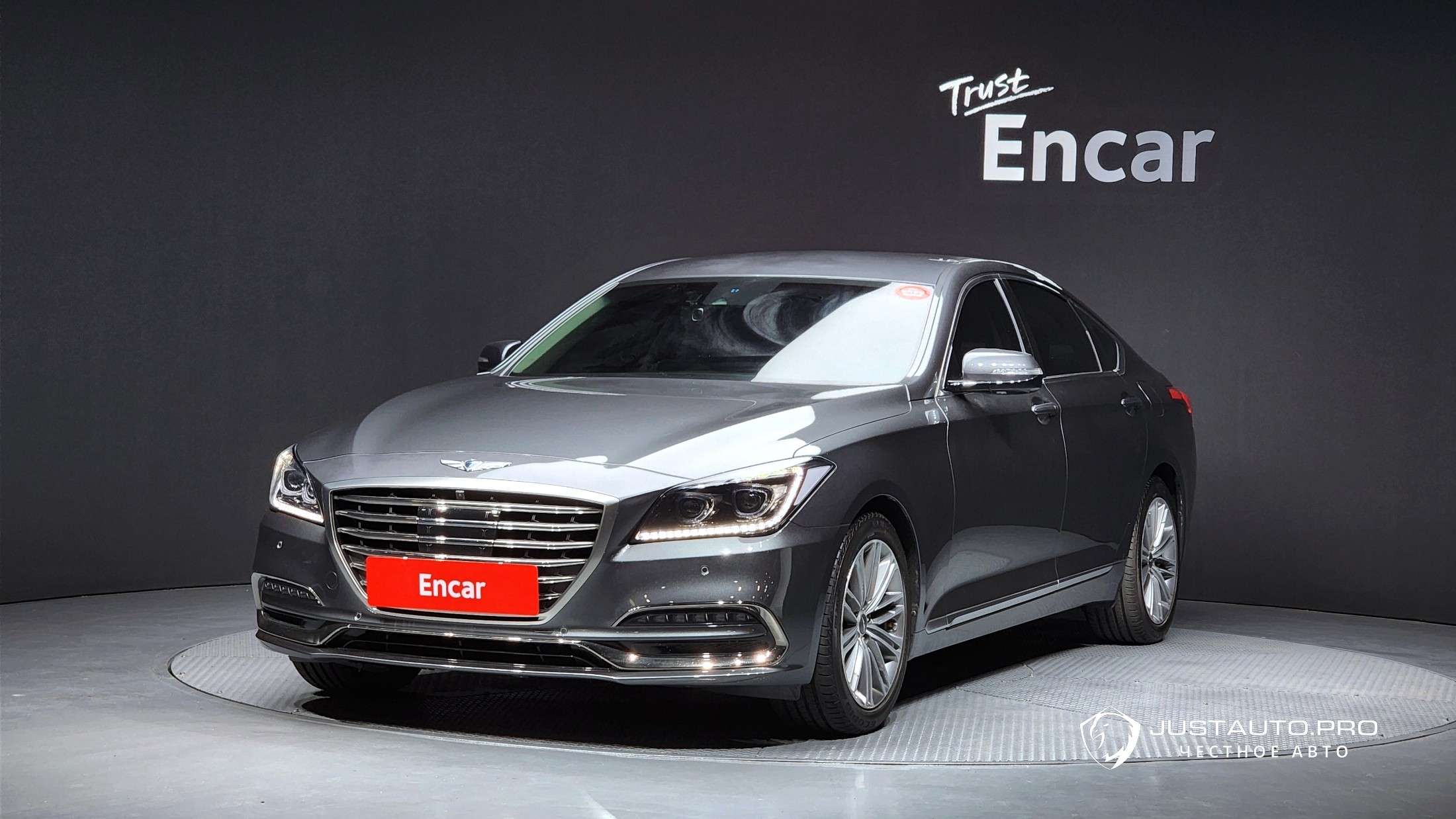 Автомобиль Genesis G80