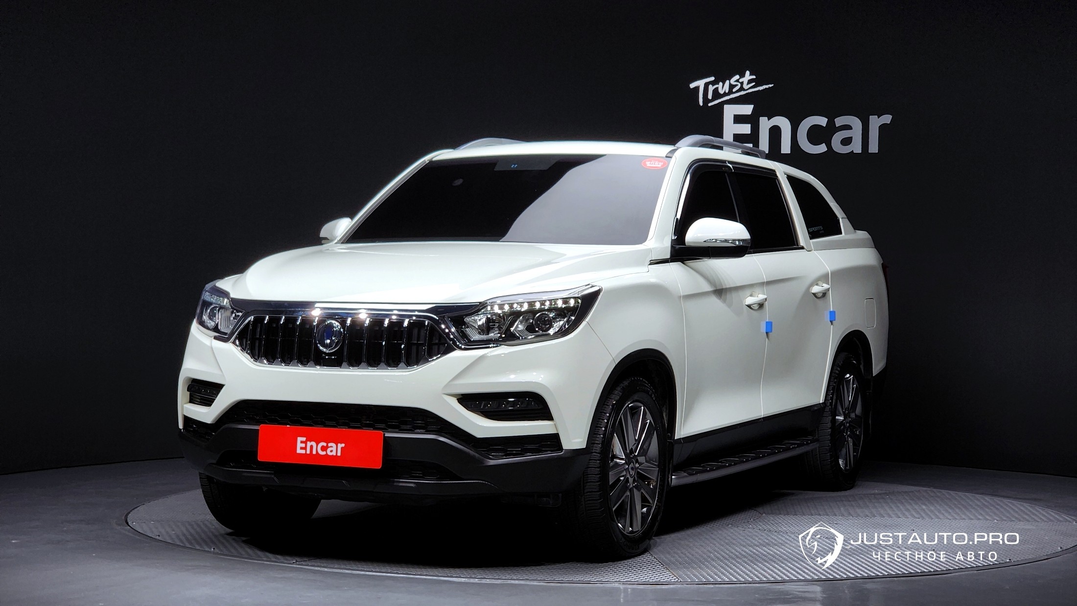 Автомобиль KG_Mobility_Ssangyong Rexton