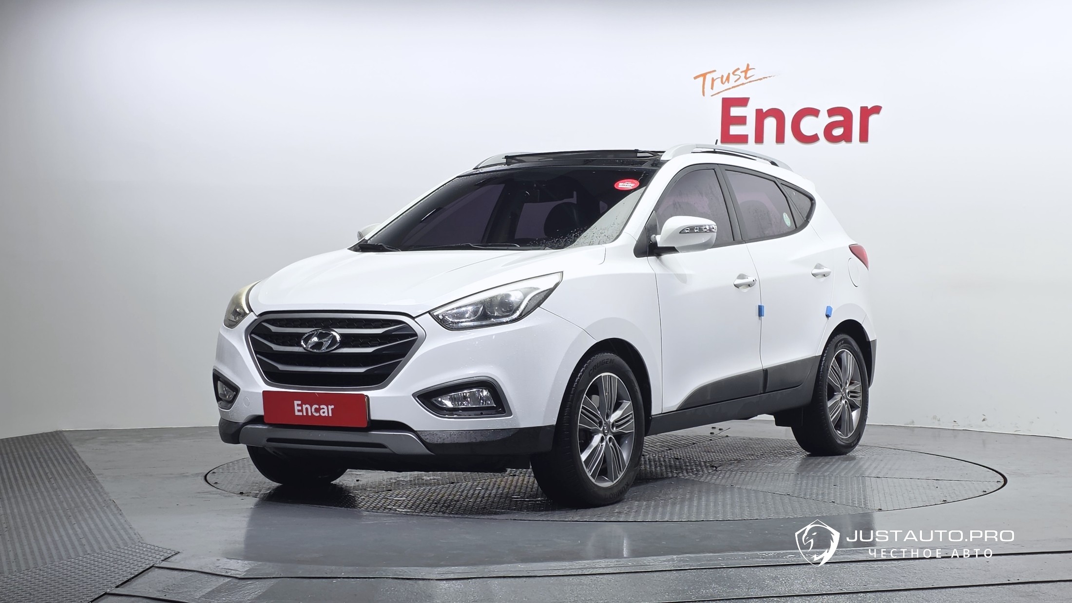 Автомобиль Hyundai Tucson