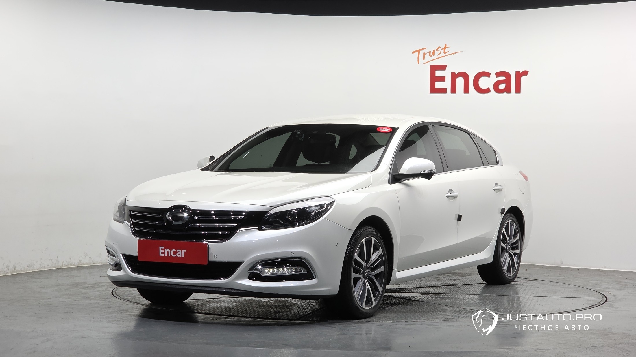 Автомобиль Renault-KoreaSamsung SM7