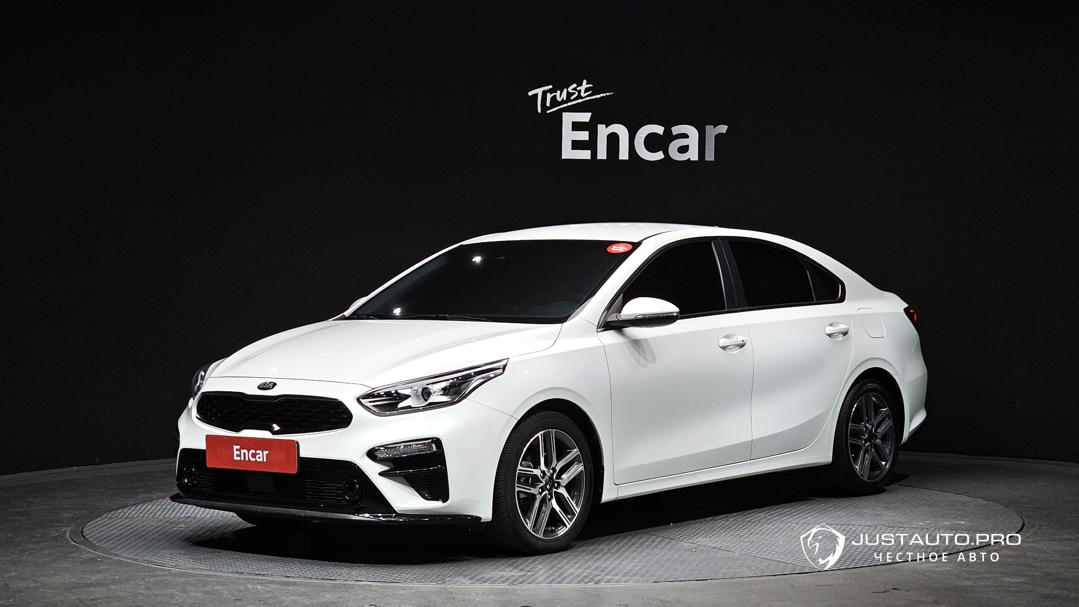 Автомобиль Kia K3