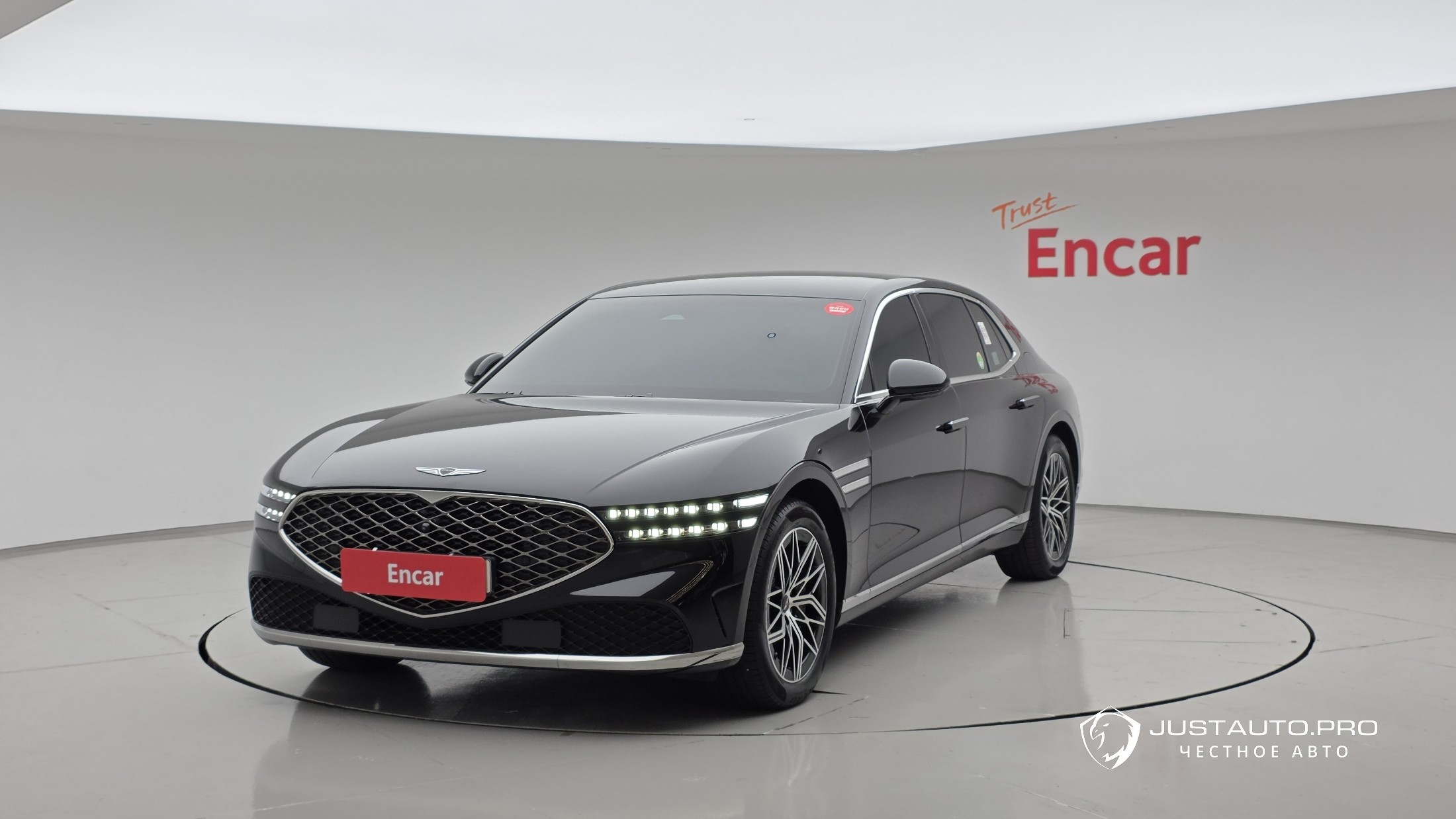 Автомобиль Genesis G90