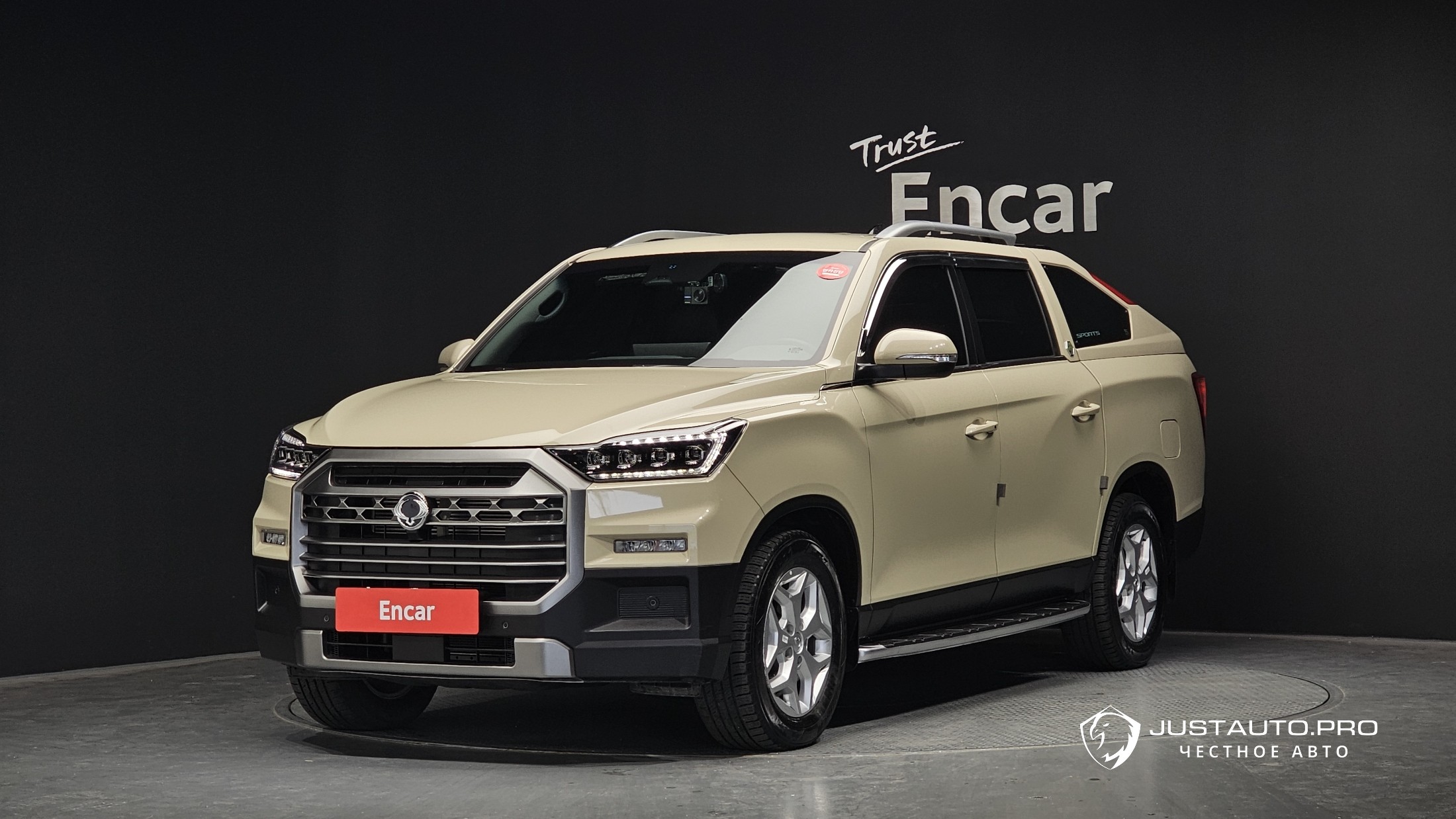 Автомобиль KG_Mobility_Ssangyong Rexton