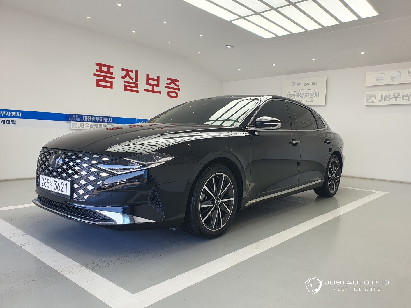 Автомобиль Hyundai Grandeur