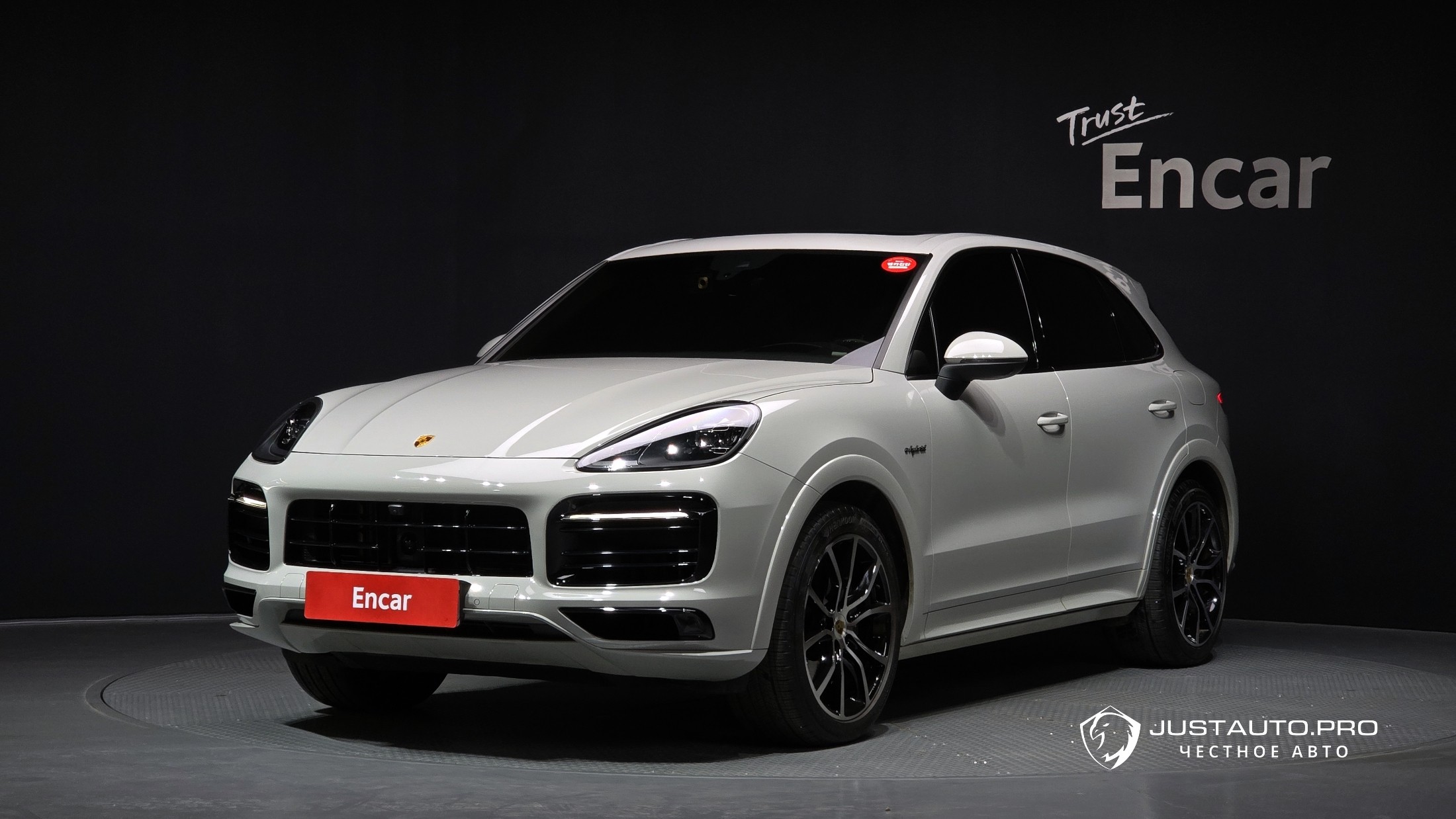 Автомобиль Porsche Cayenne