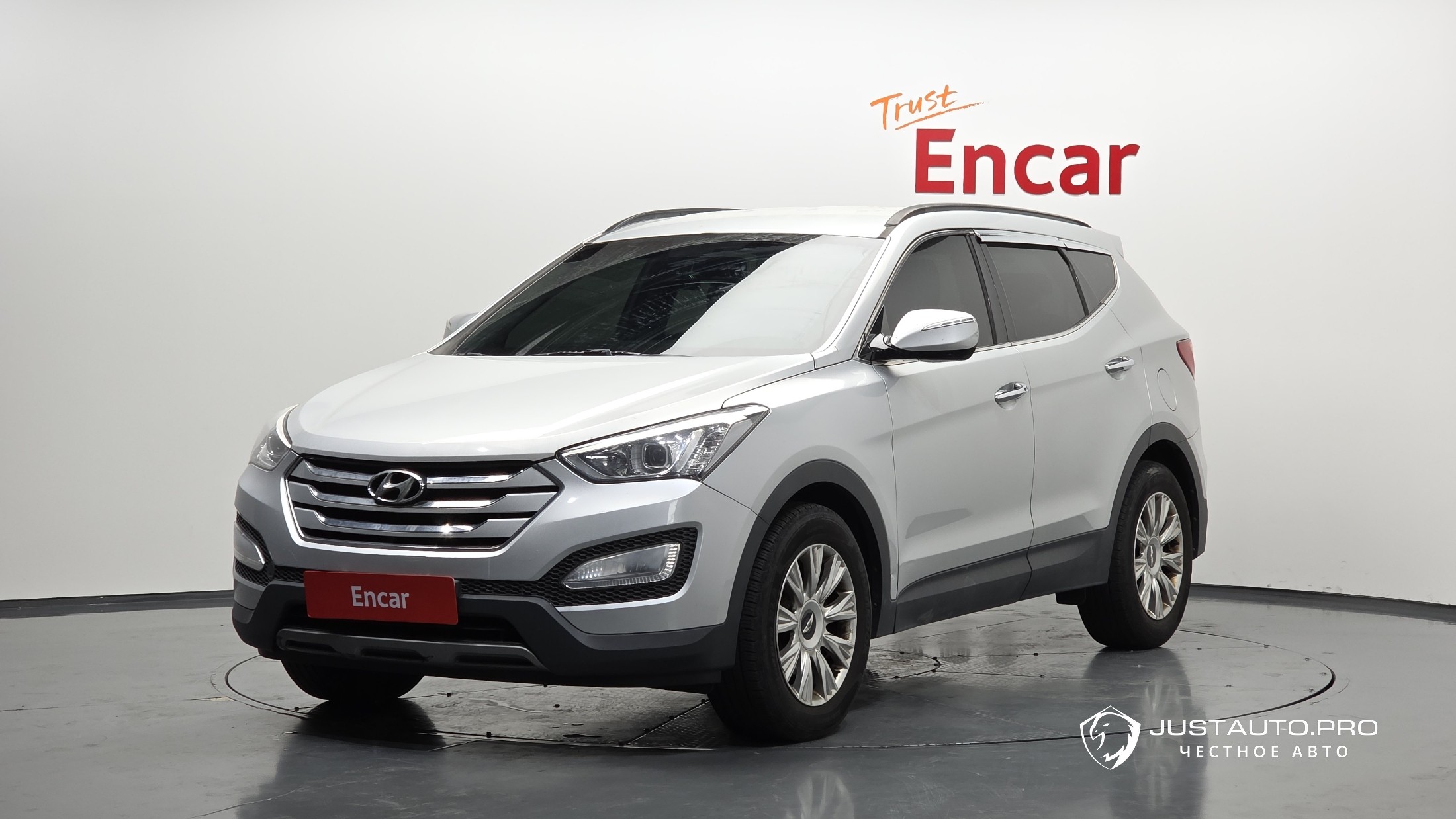 Автомобиль Hyundai Santafe