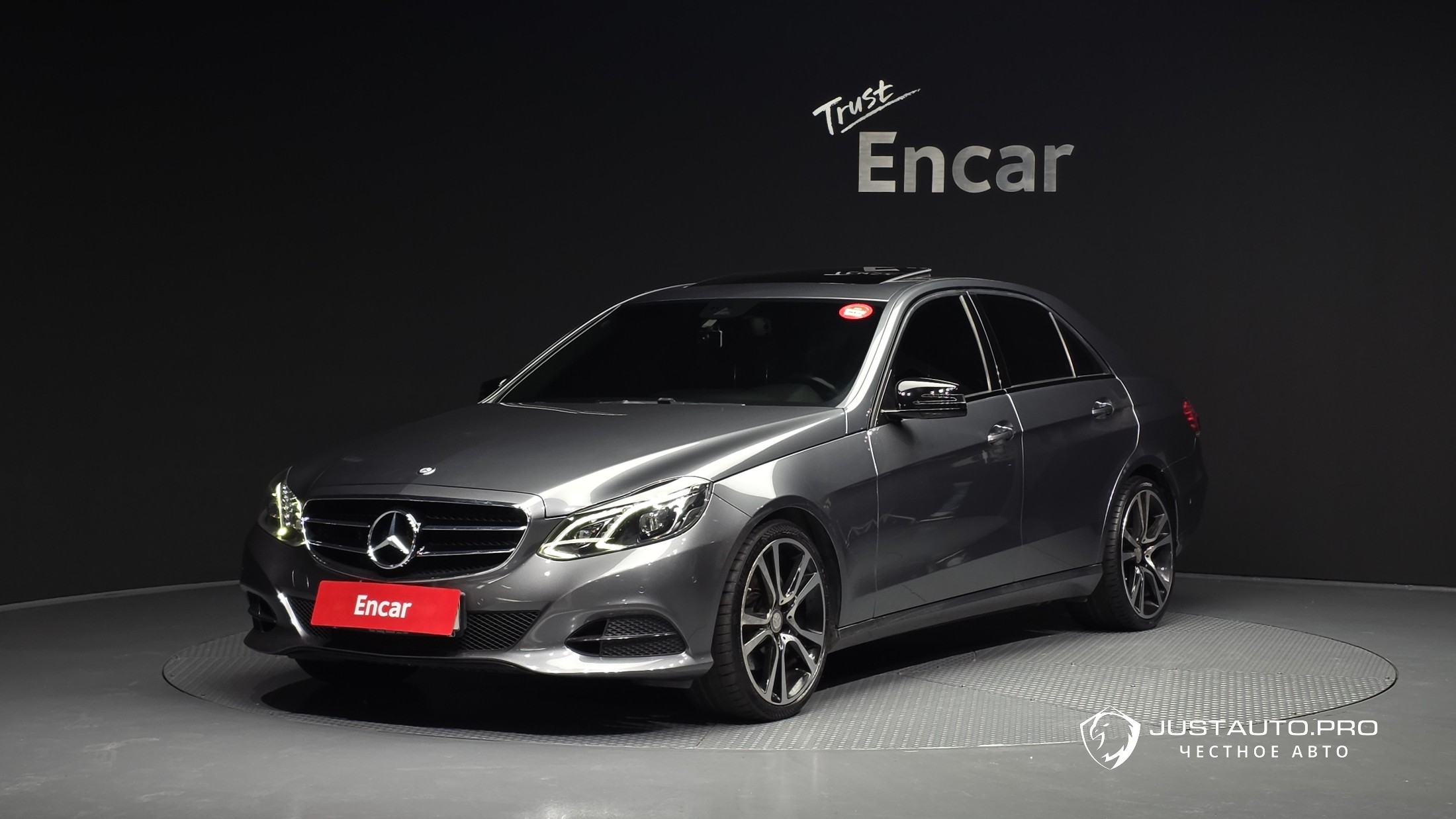 Автомобиль Mercedes-Benz E-Class