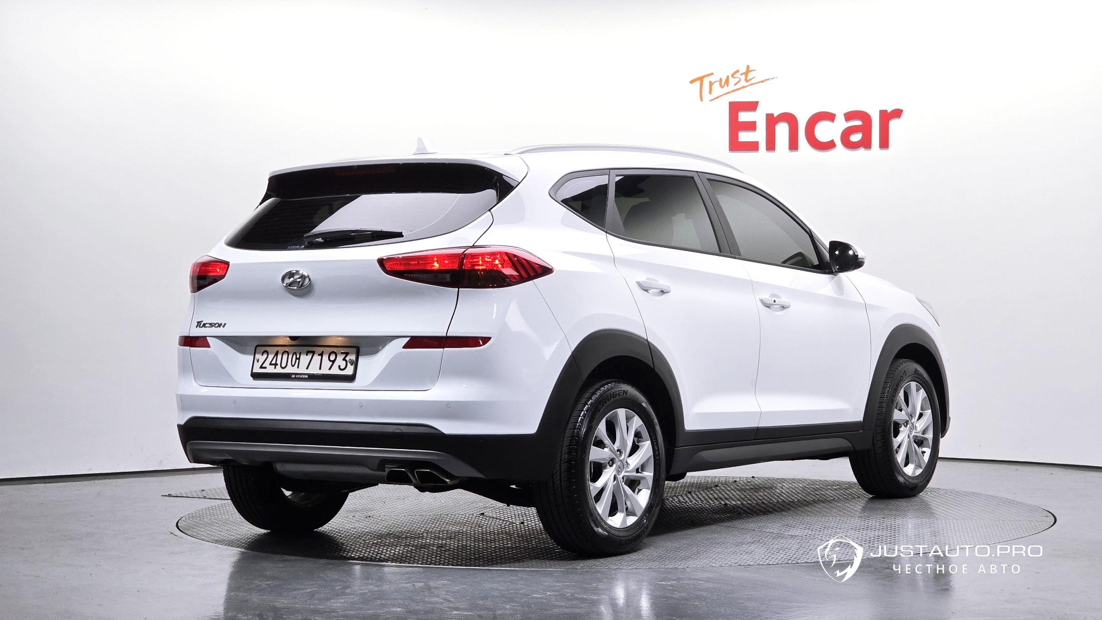 Автомобиль Hyundai Tucson