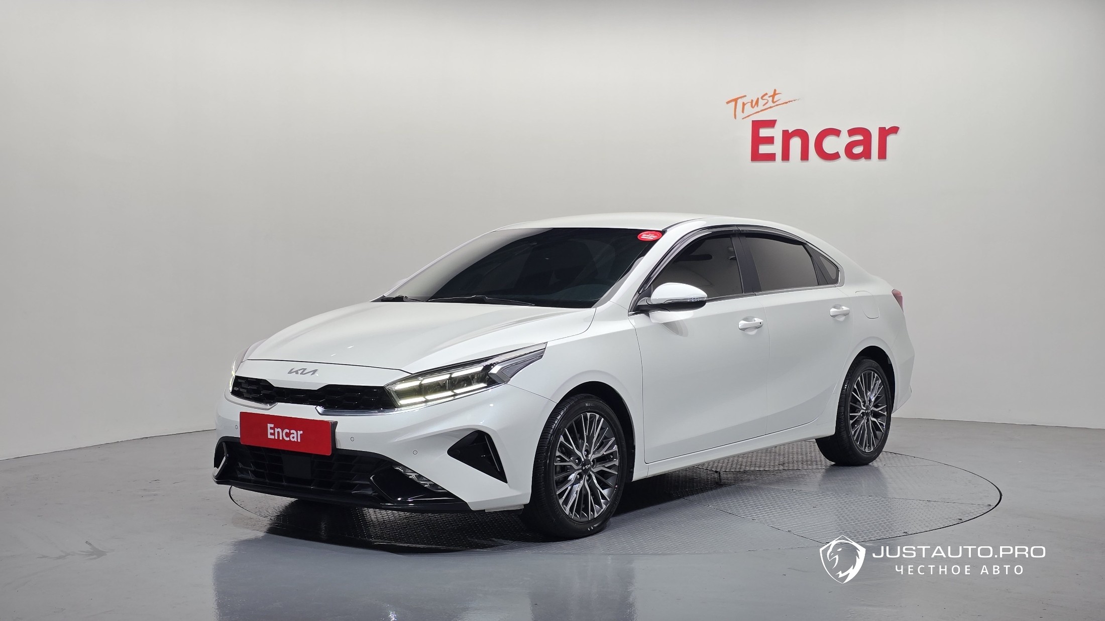 Автомобиль Kia K3