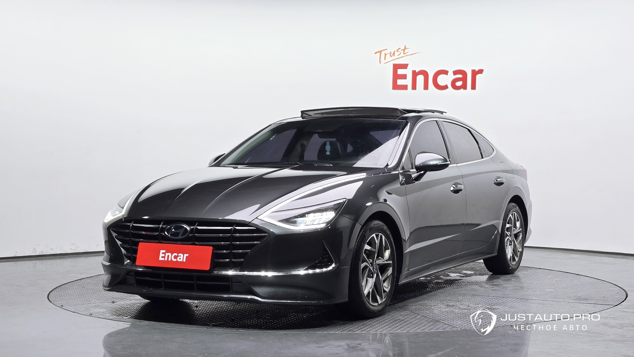 Автомобиль Hyundai Sonata