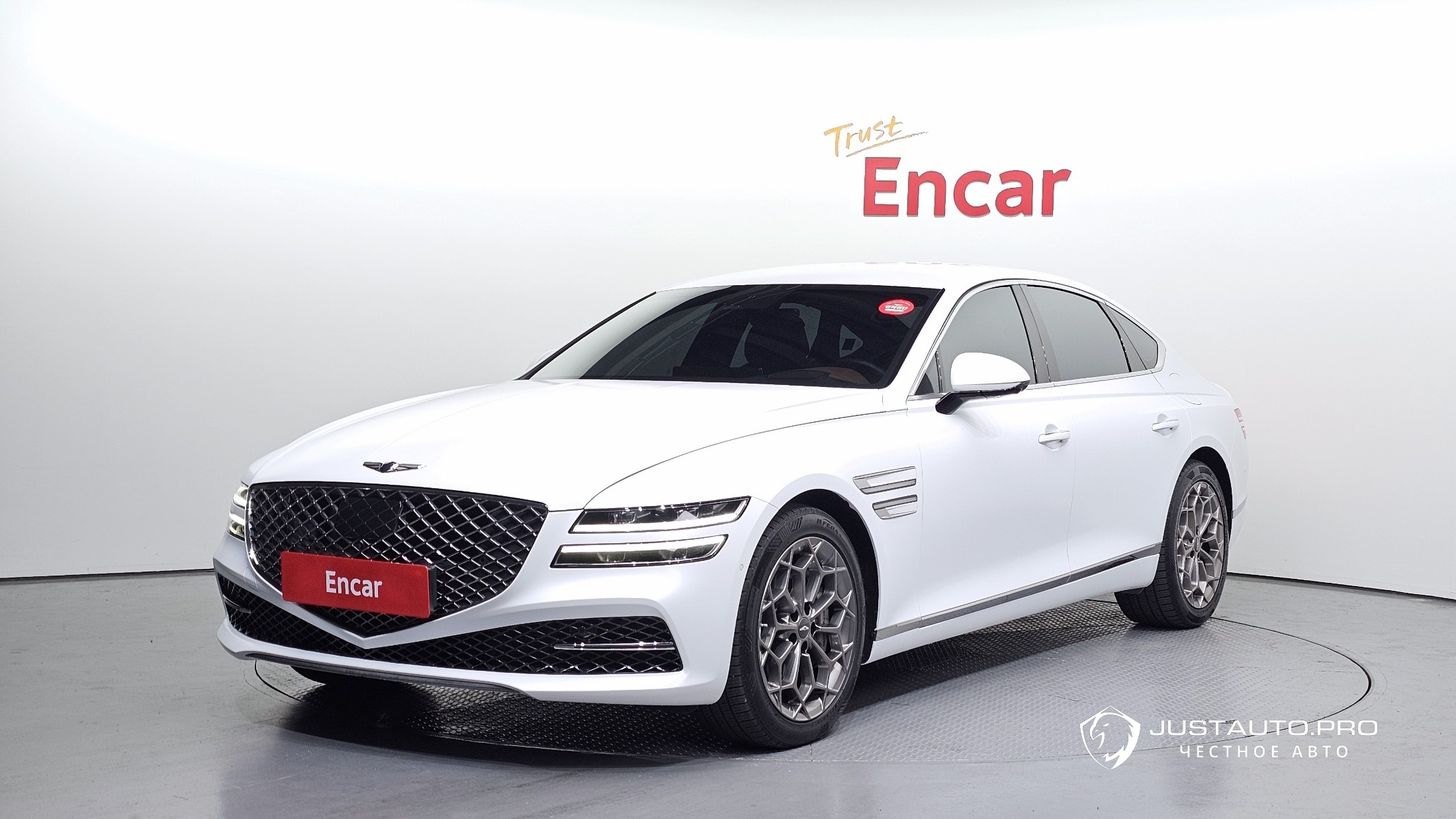 Автомобиль Genesis G80
