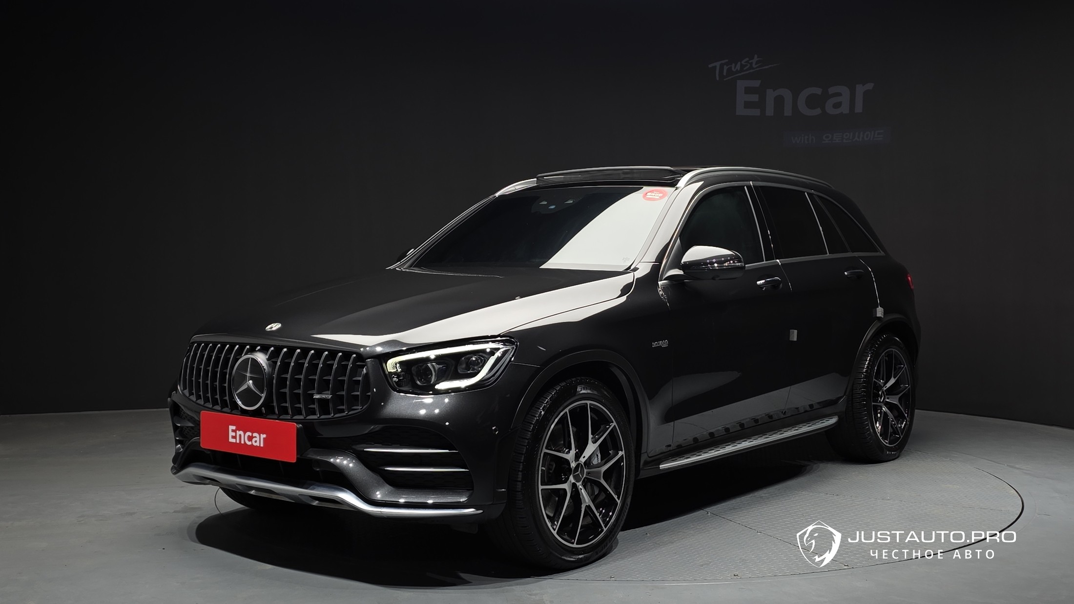 Автомобиль Mercedes-Benz GLC-Class