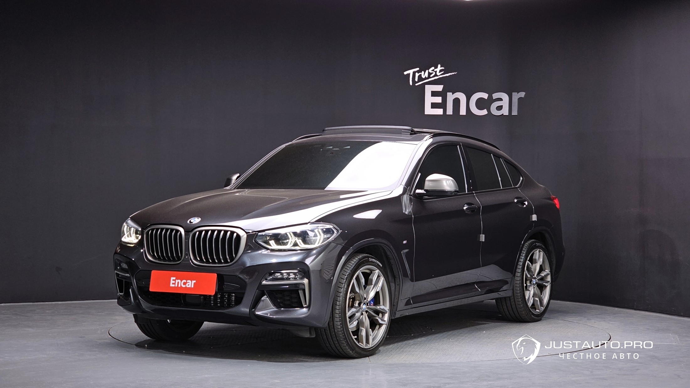 Автомобиль BMW X4