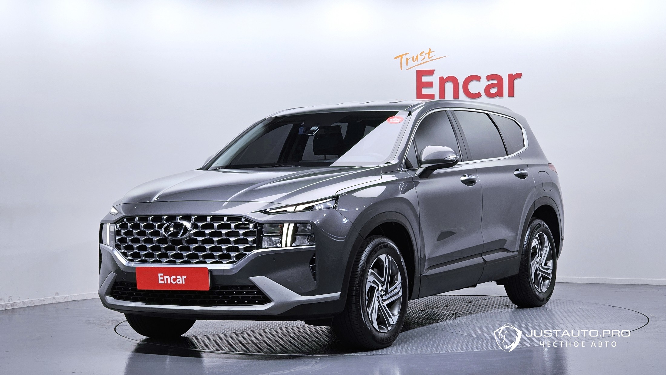 Автомобиль Hyundai Santafe
