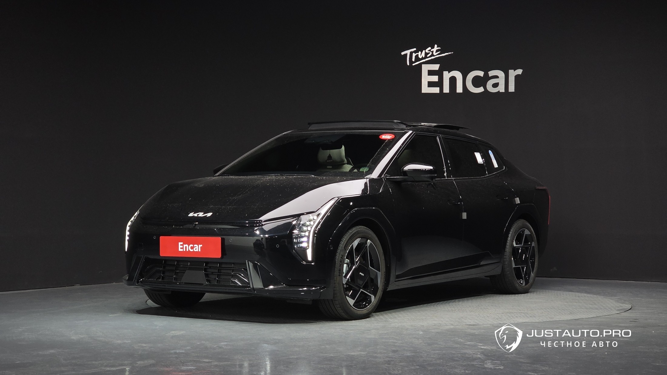 Автомобиль Kia EV4