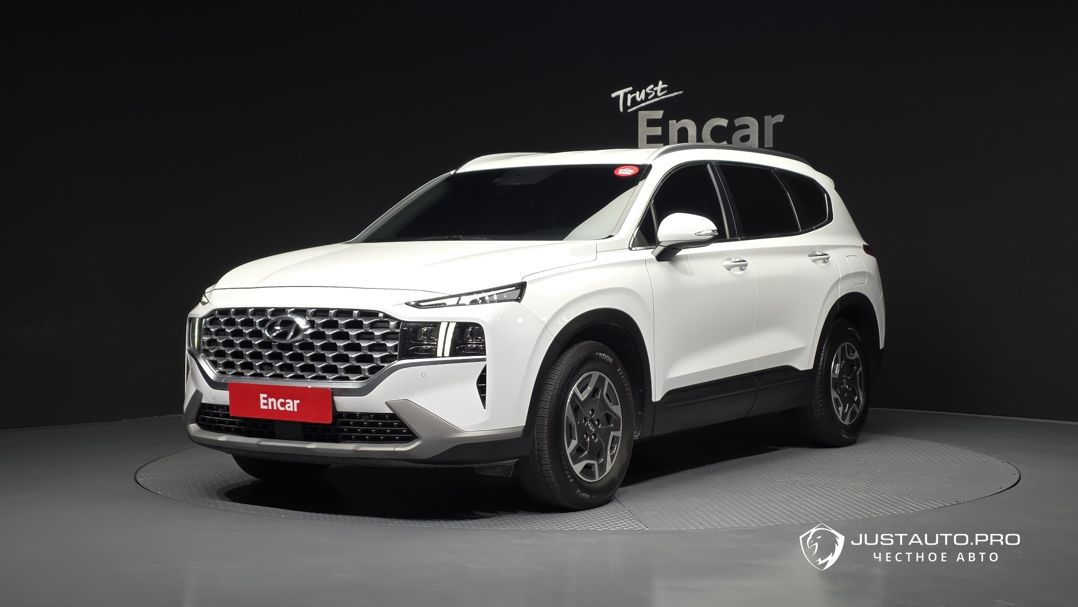 Автомобиль Hyundai Santafe
