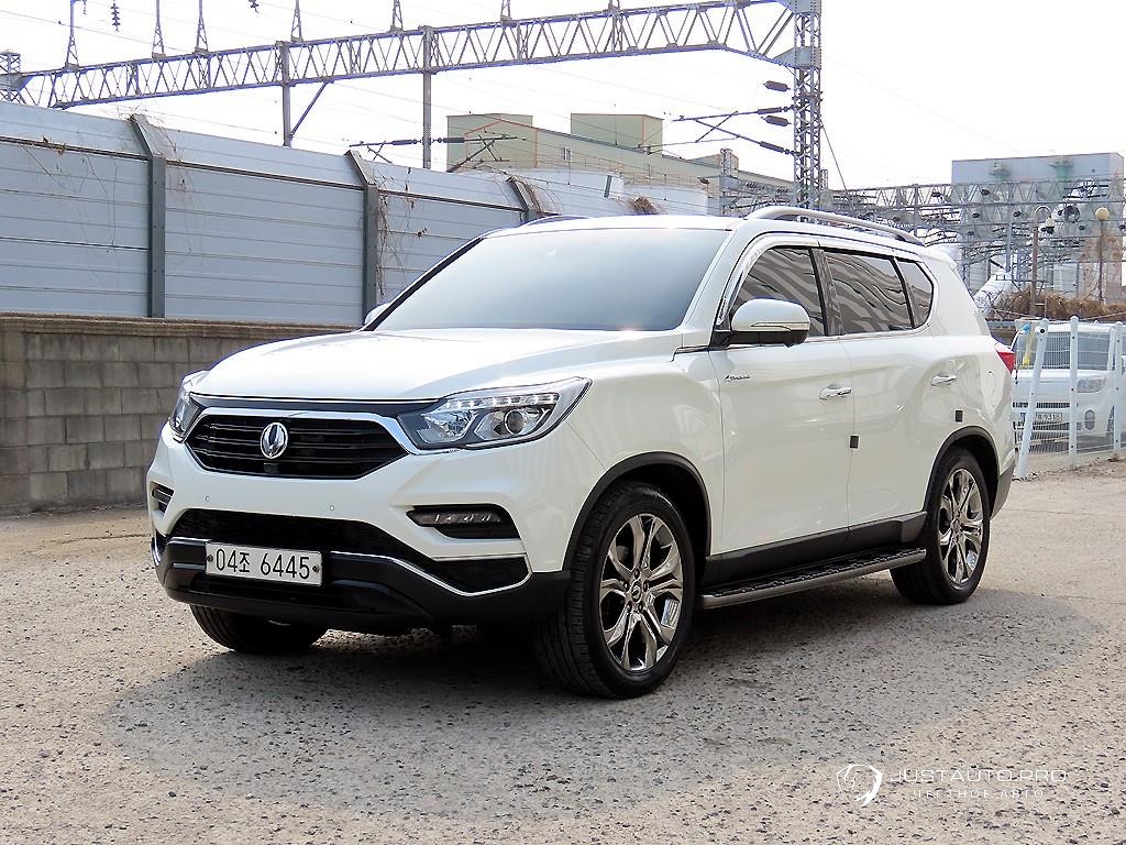 Автомобиль KG_Mobility_Ssangyong Rexton