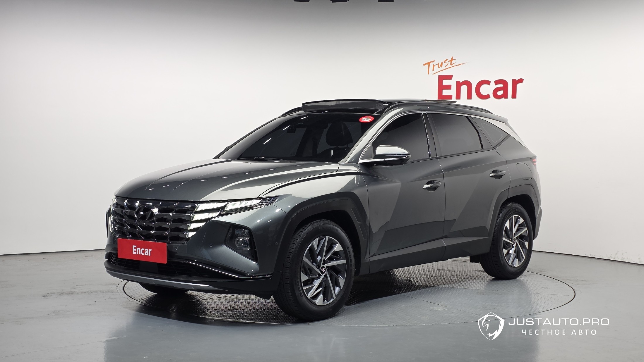 Автомобиль Hyundai Tucson