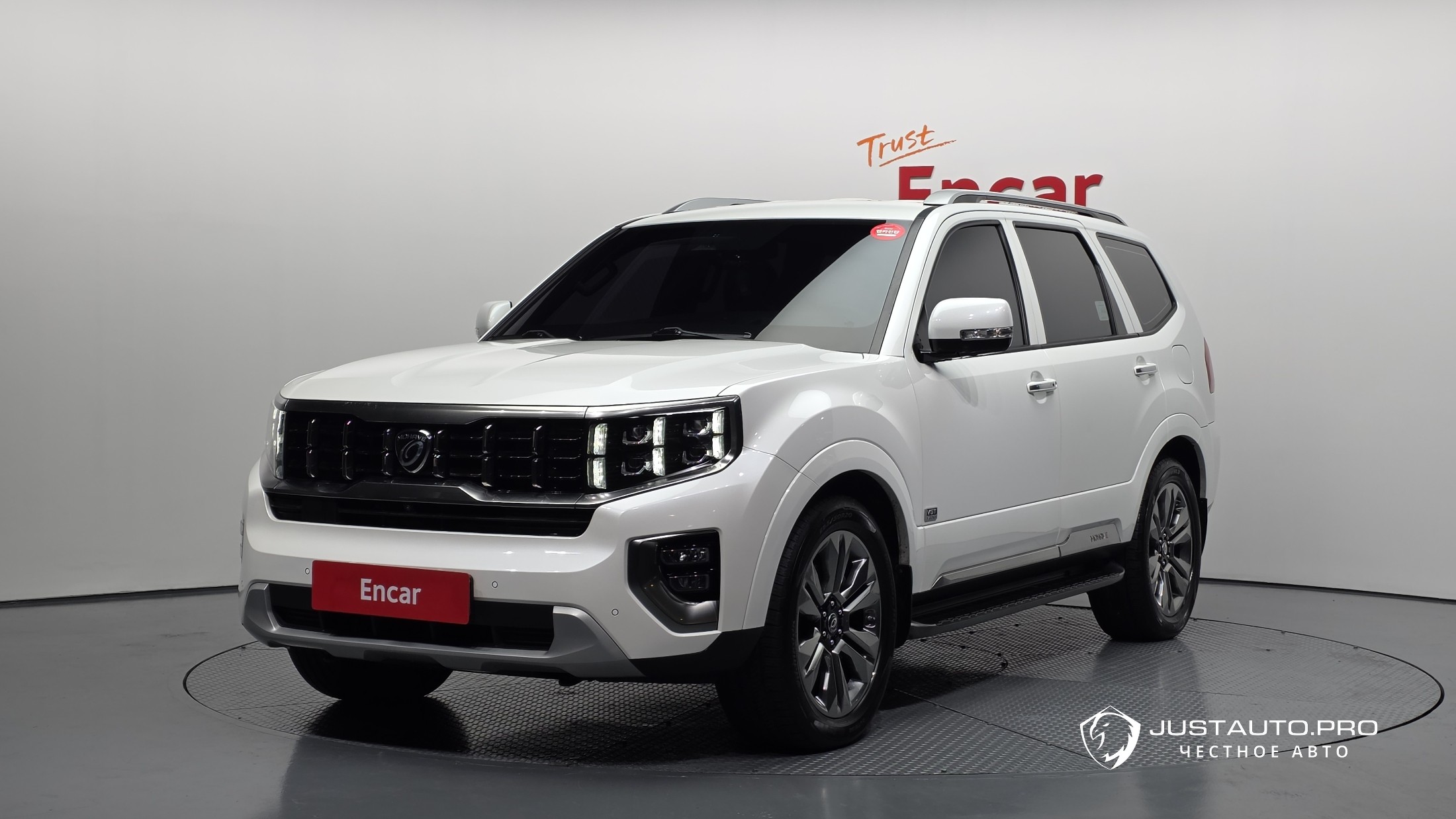 Автомобиль Kia Mohave